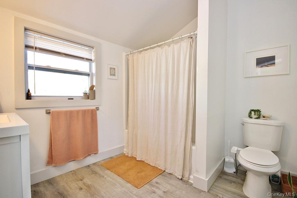 Single Family Old Glenham  Dutchess County, NY 12508, MLS-928942-47