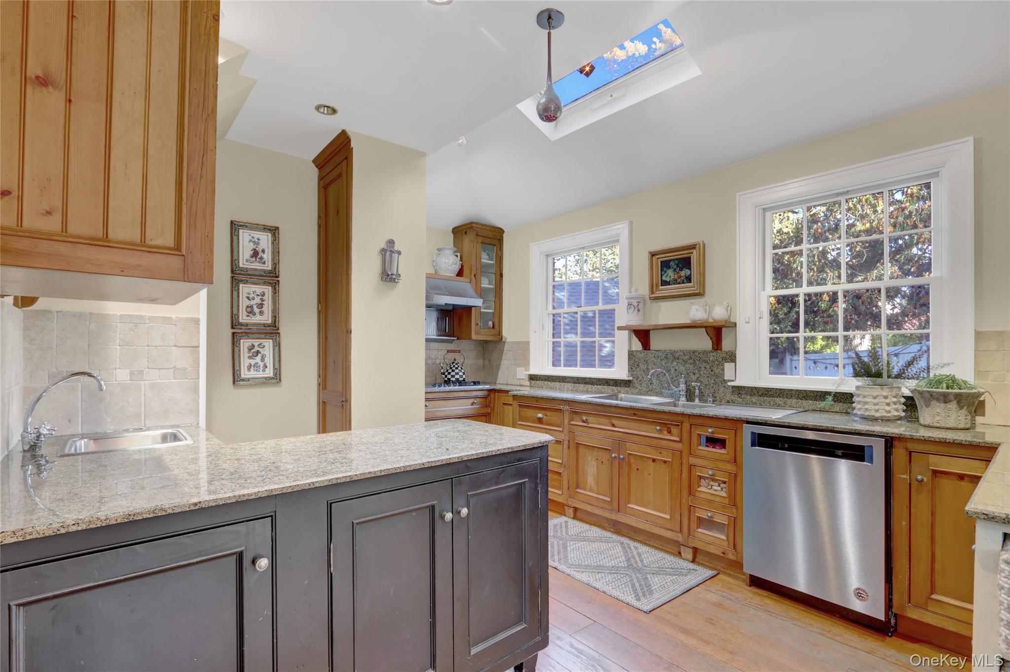 Single Family Browvale Queens, NY 11362, MLS-928951-15