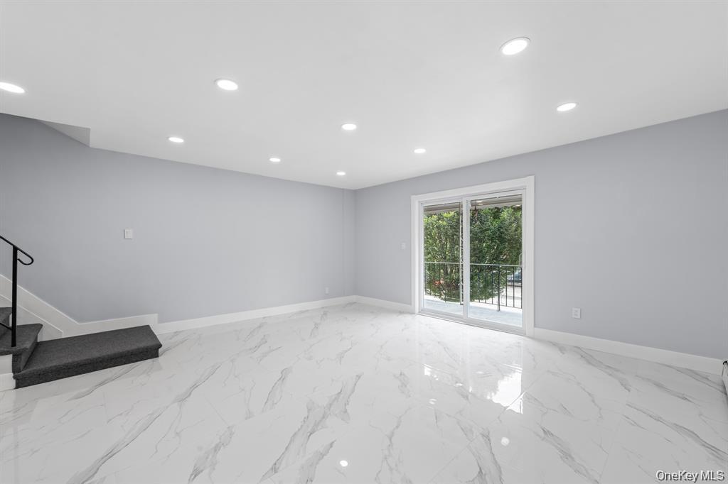 Single Family Van Siclen Brooklyn, NY 11207, MLS-928953-10