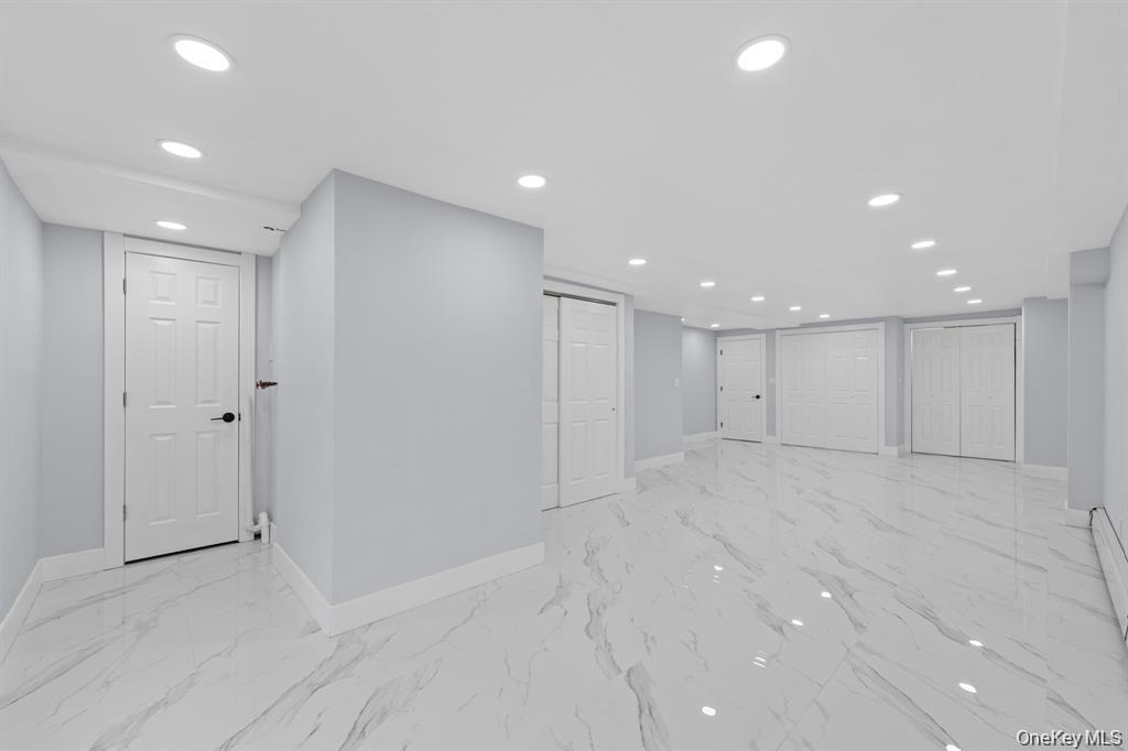 Single Family Van Siclen Brooklyn, NY 11207, MLS-928953-16