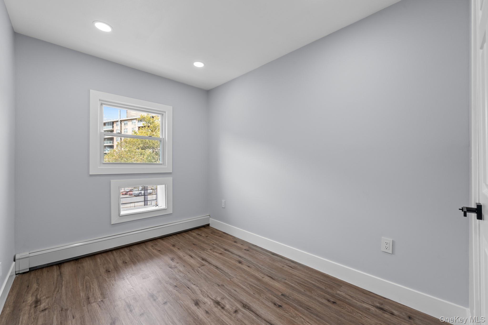 Single Family Van Siclen Brooklyn, NY 11207, MLS-928953-21