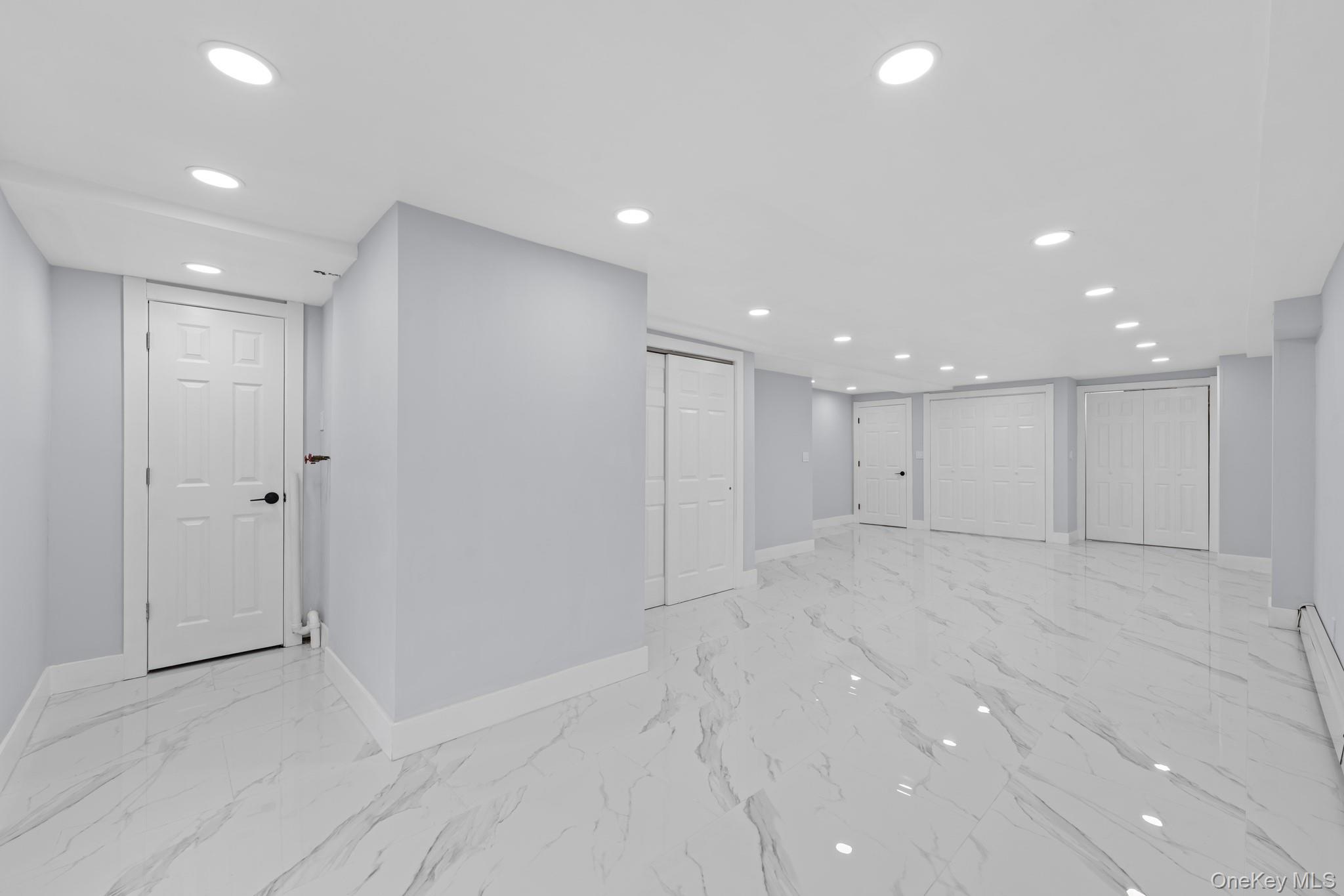 Single Family Van Siclen Brooklyn, NY 11207, MLS-928953-25