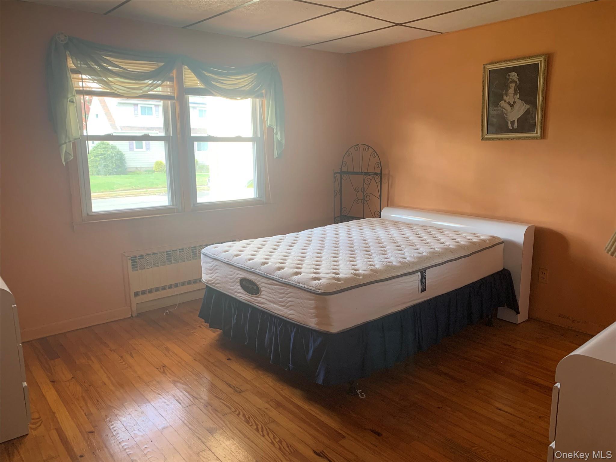 Single Family Eastwood  Suffolk County, NY 11729, MLS-928961-8