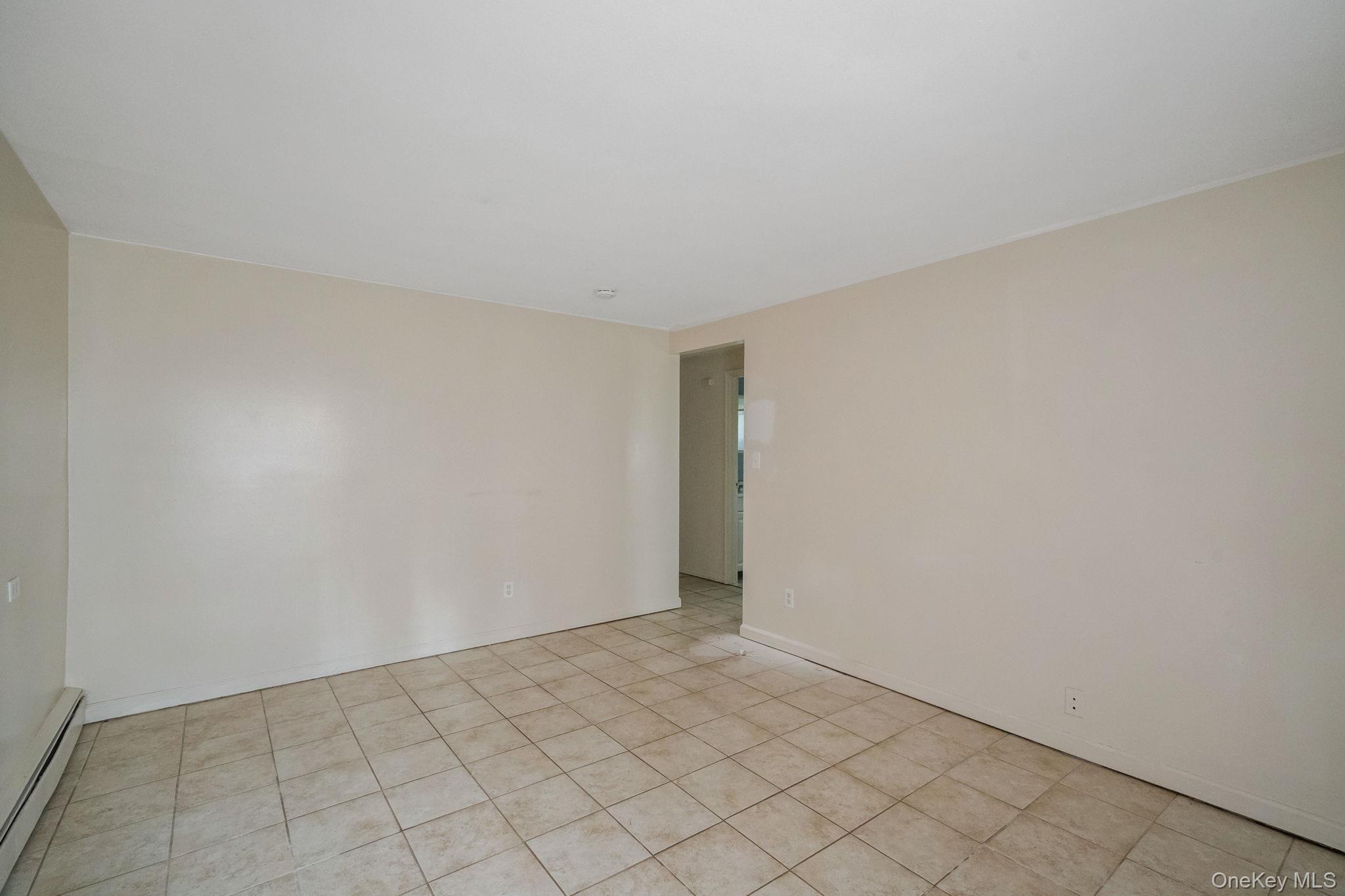 Single Family Birch  Suffolk County, NY 11779, MLS-928965-28