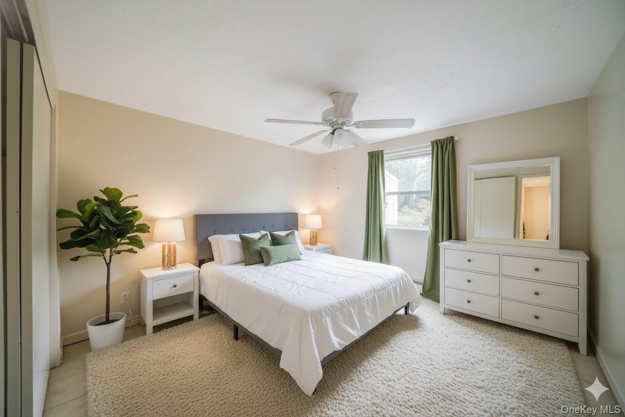 Single Family Birch  Suffolk County, NY 11779, MLS-928965-29