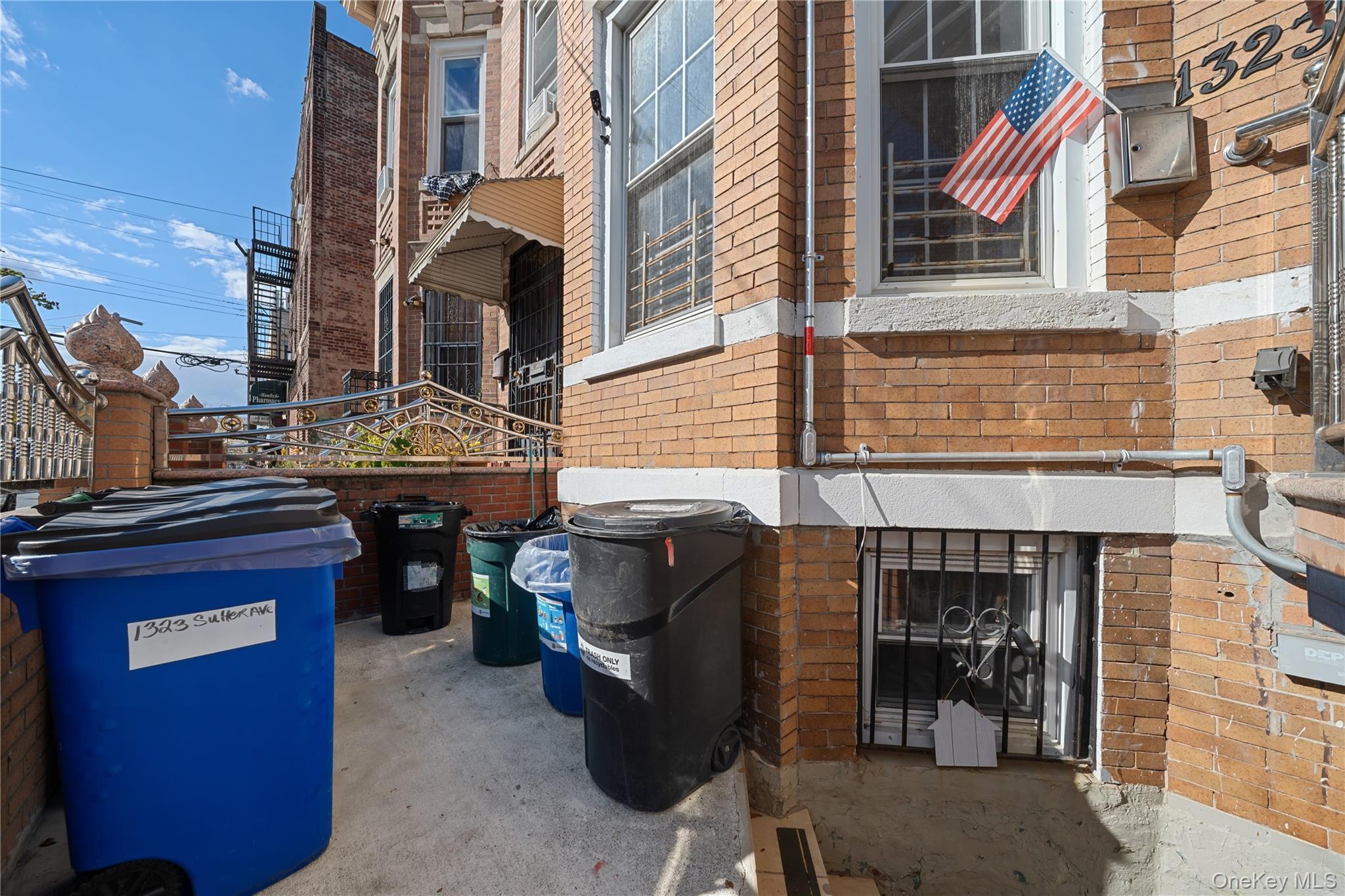 Single Family Sutter  Brooklyn, NY 11208, MLS-928987-39