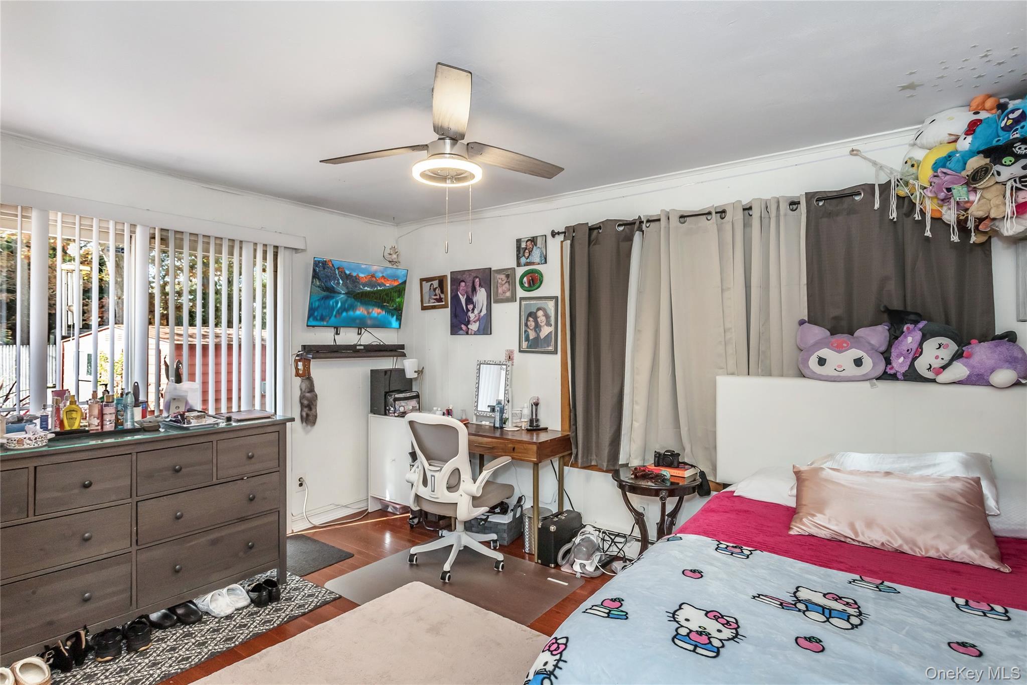 Single Family Roberts  Suffolk County, NY 11967, MLS-928990-20