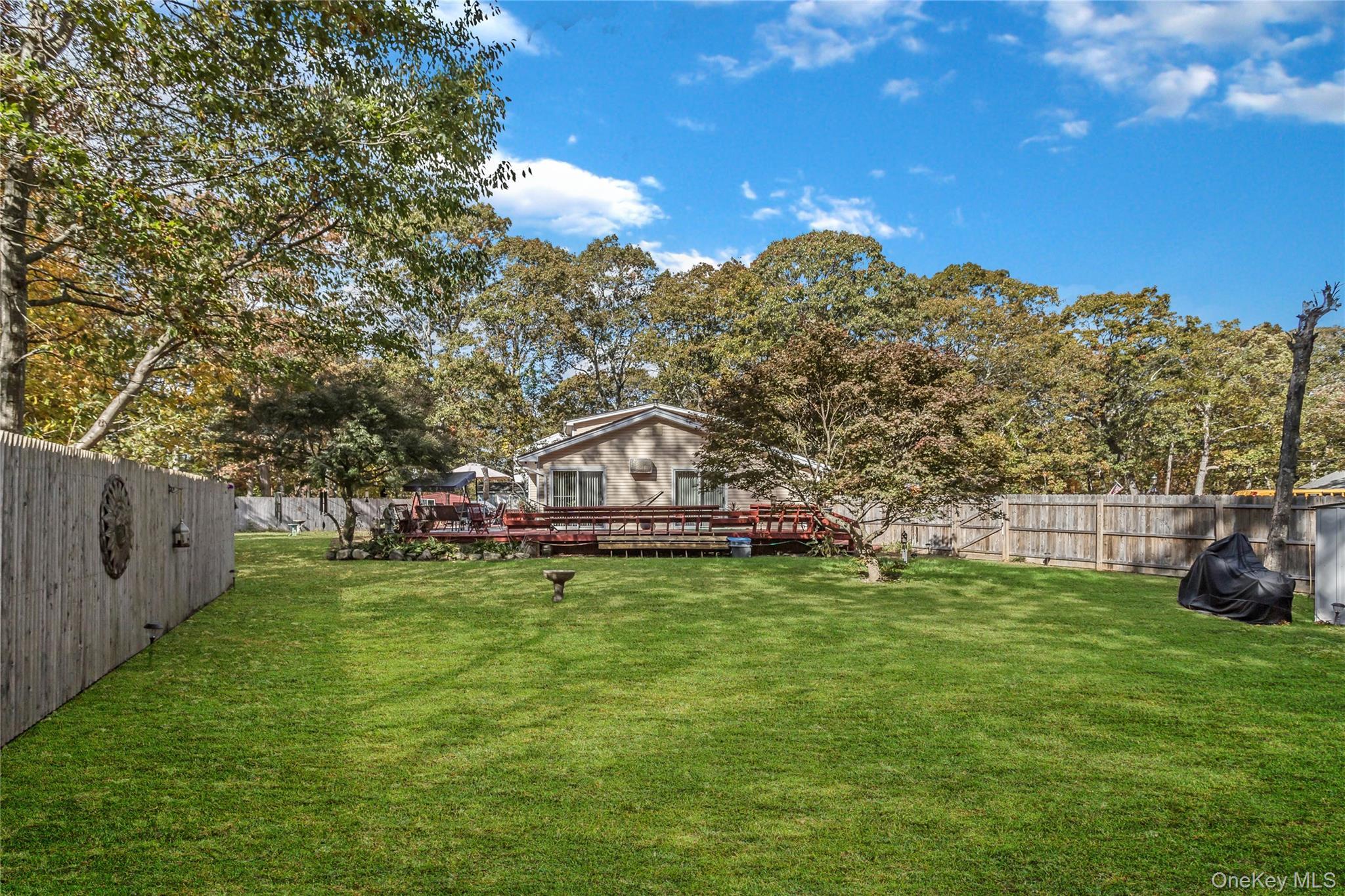 Single Family Roberts  Suffolk County, NY 11967, MLS-928990-29