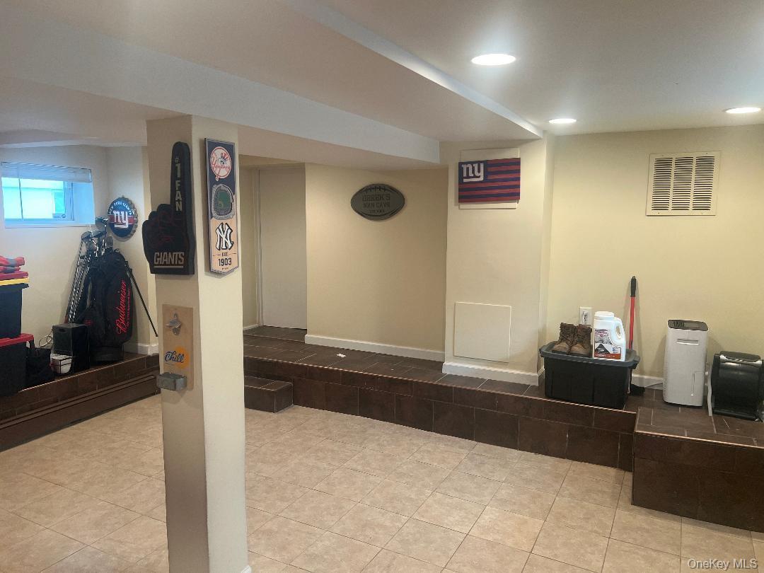 Single Family 102  Queens, NY 11414, MLS-928996-12