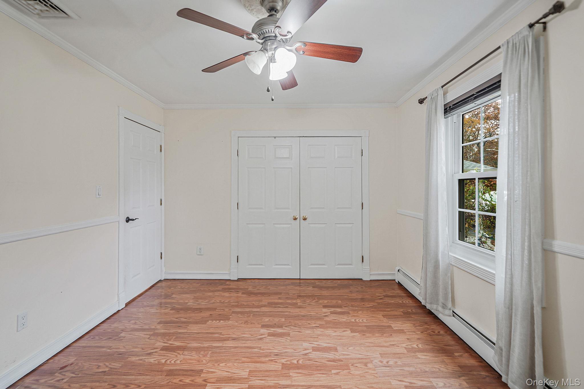 Single Family Crestwood Suffolk County, NY 11967, MLS-929002-20