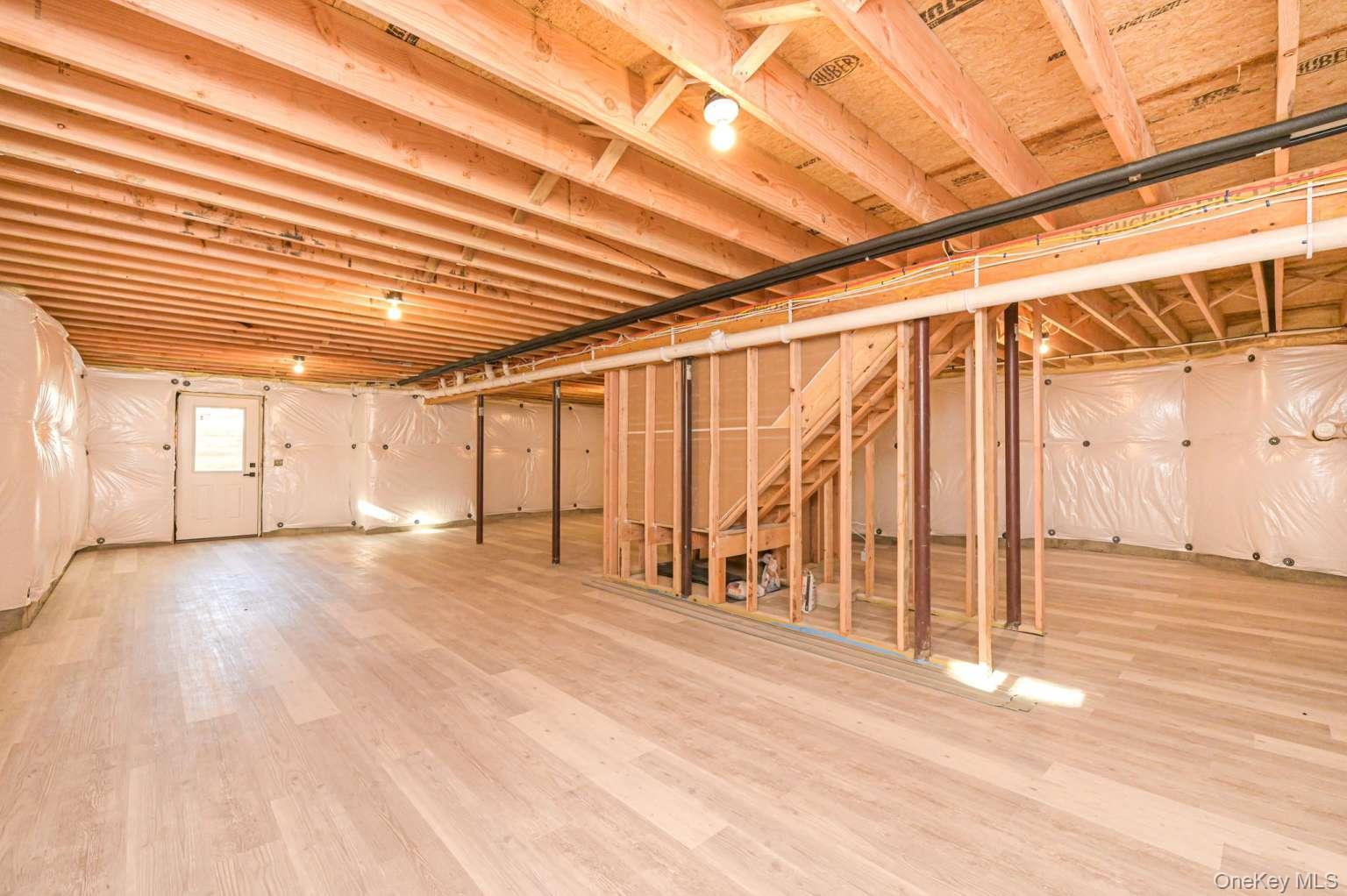 Single Family Robeson Place Suffolk County, NY 11763, MLS-929005-14