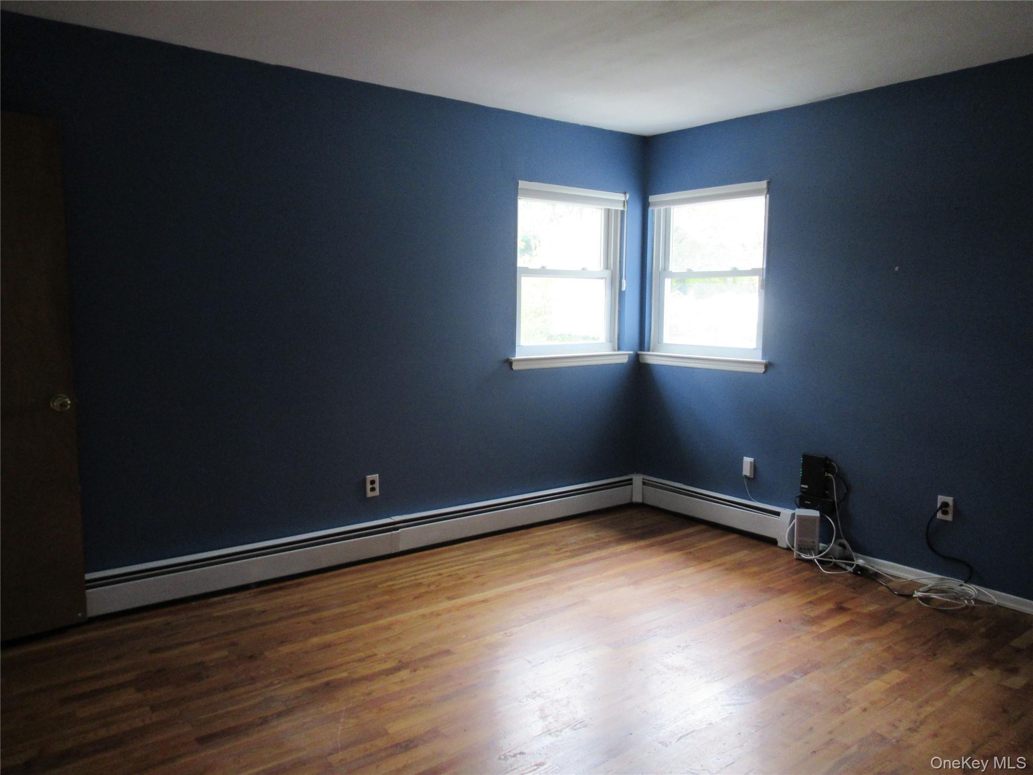 Single Family Oakdale  Suffolk County, NY 11784, MLS-929009-8