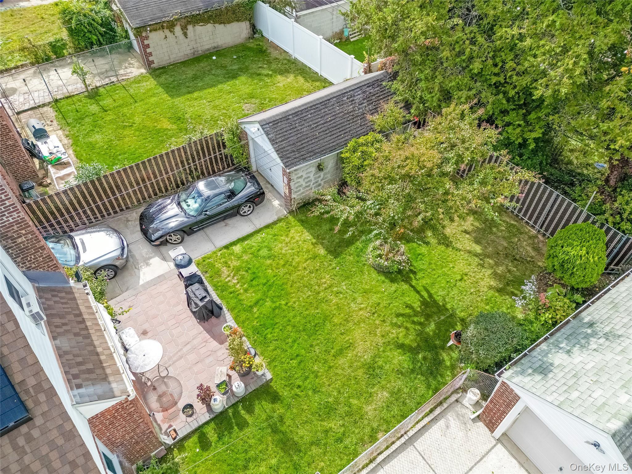 Single Family 230th  Queens, NY 11411, MLS-929014-40