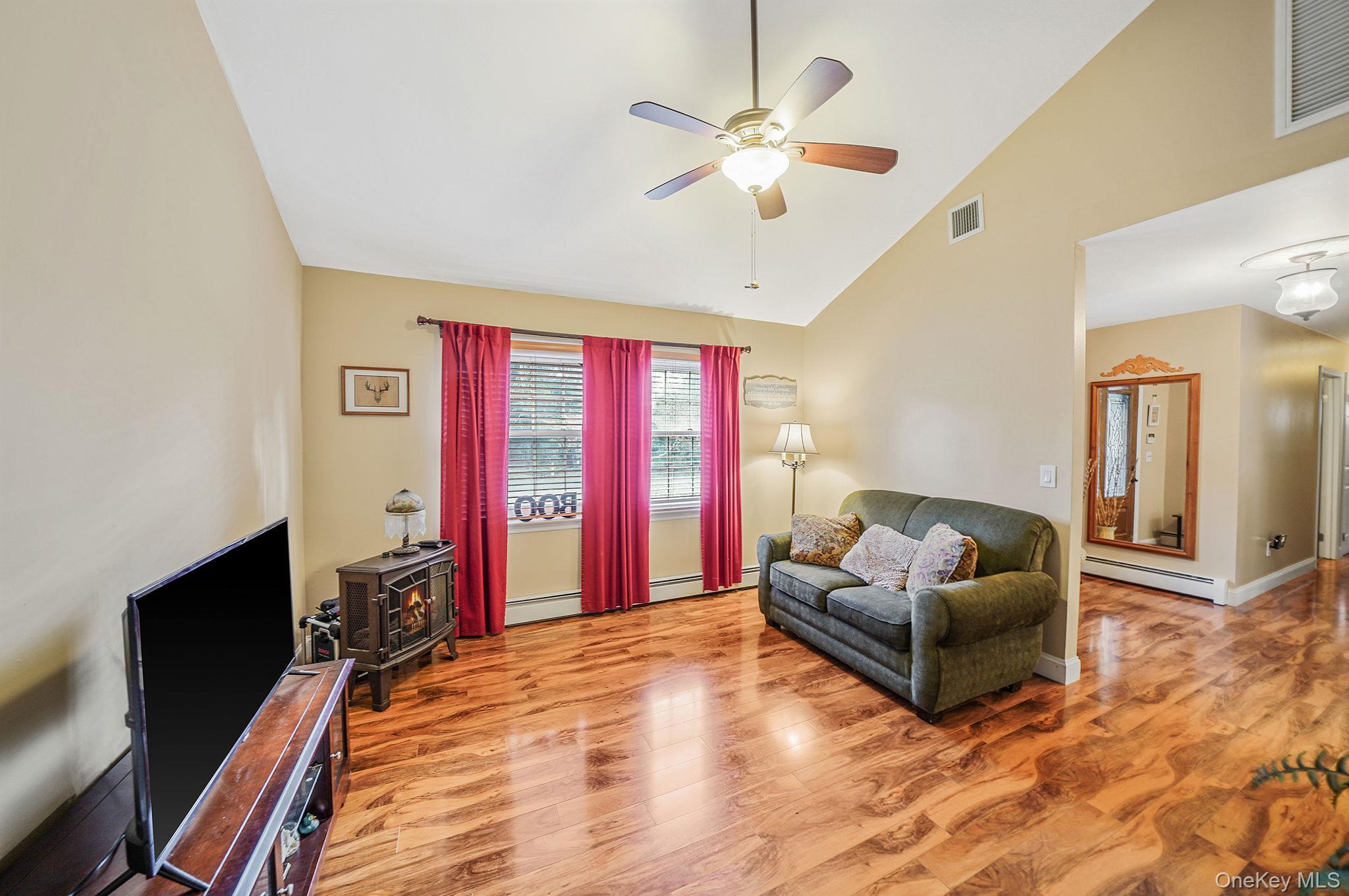 Single Family Concord  Suffolk County, NY 11742, MLS-929022-11