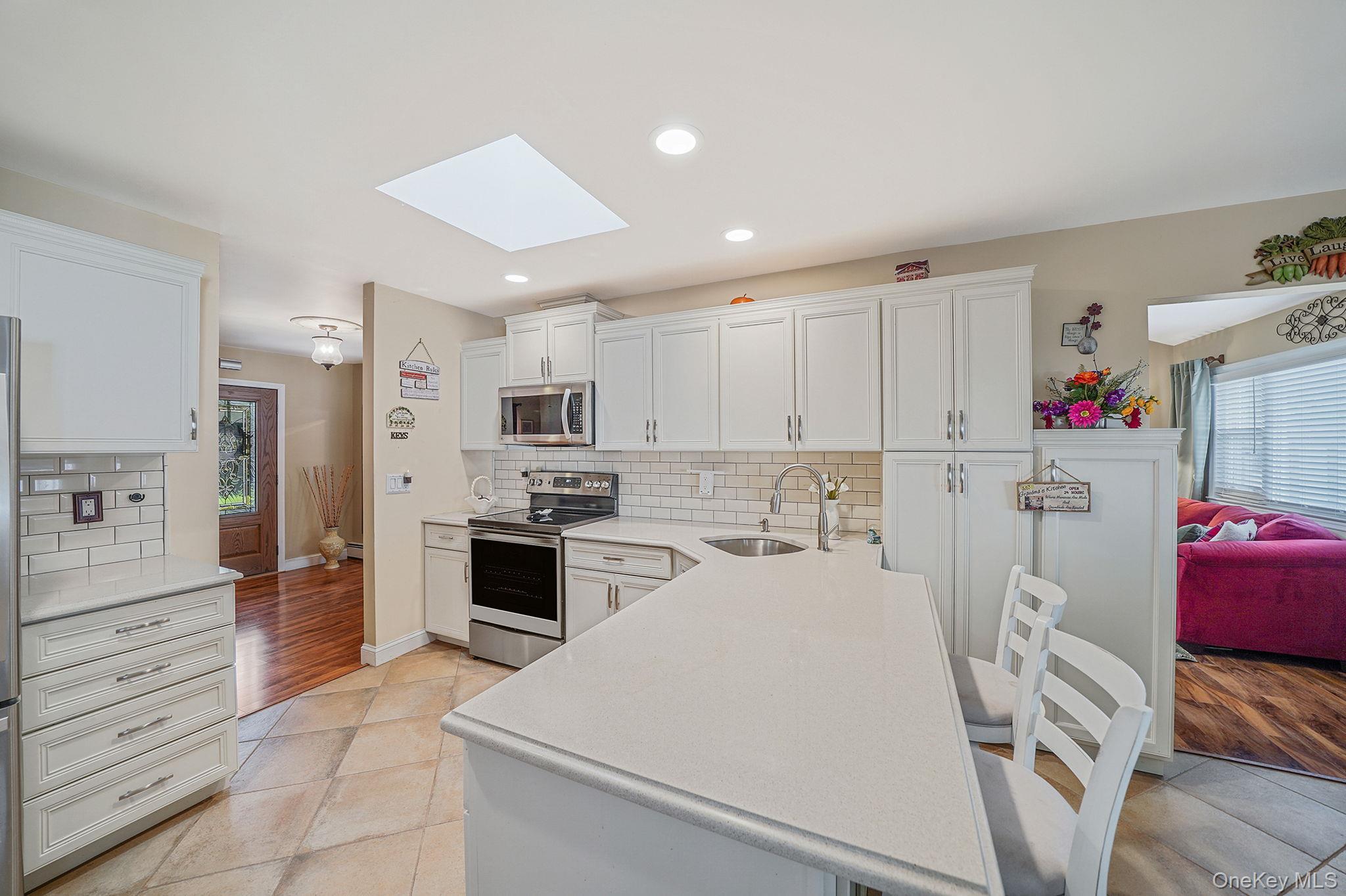 Single Family Concord  Suffolk County, NY 11742, MLS-929022-19