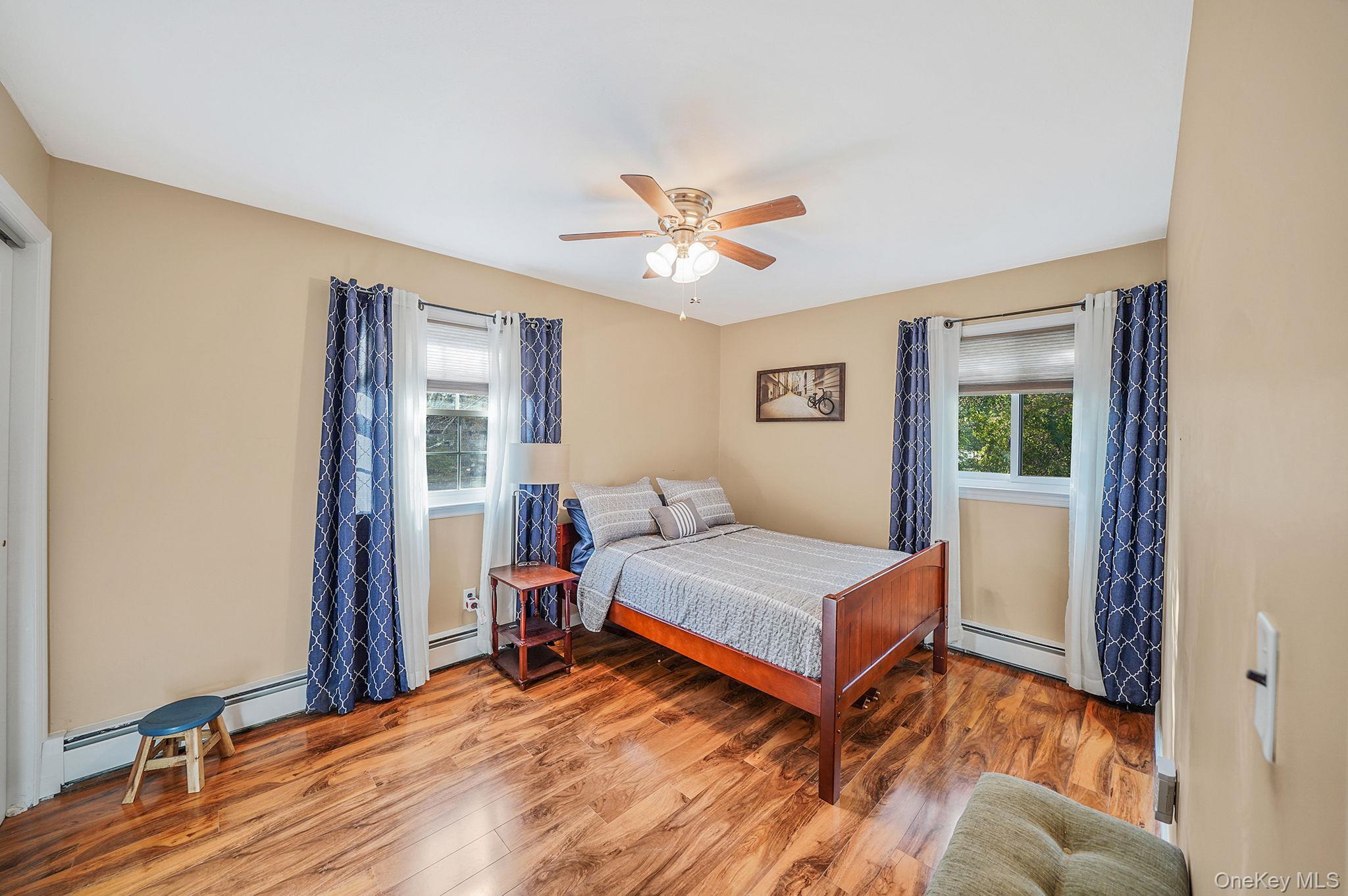 Single Family Concord  Suffolk County, NY 11742, MLS-929022-29