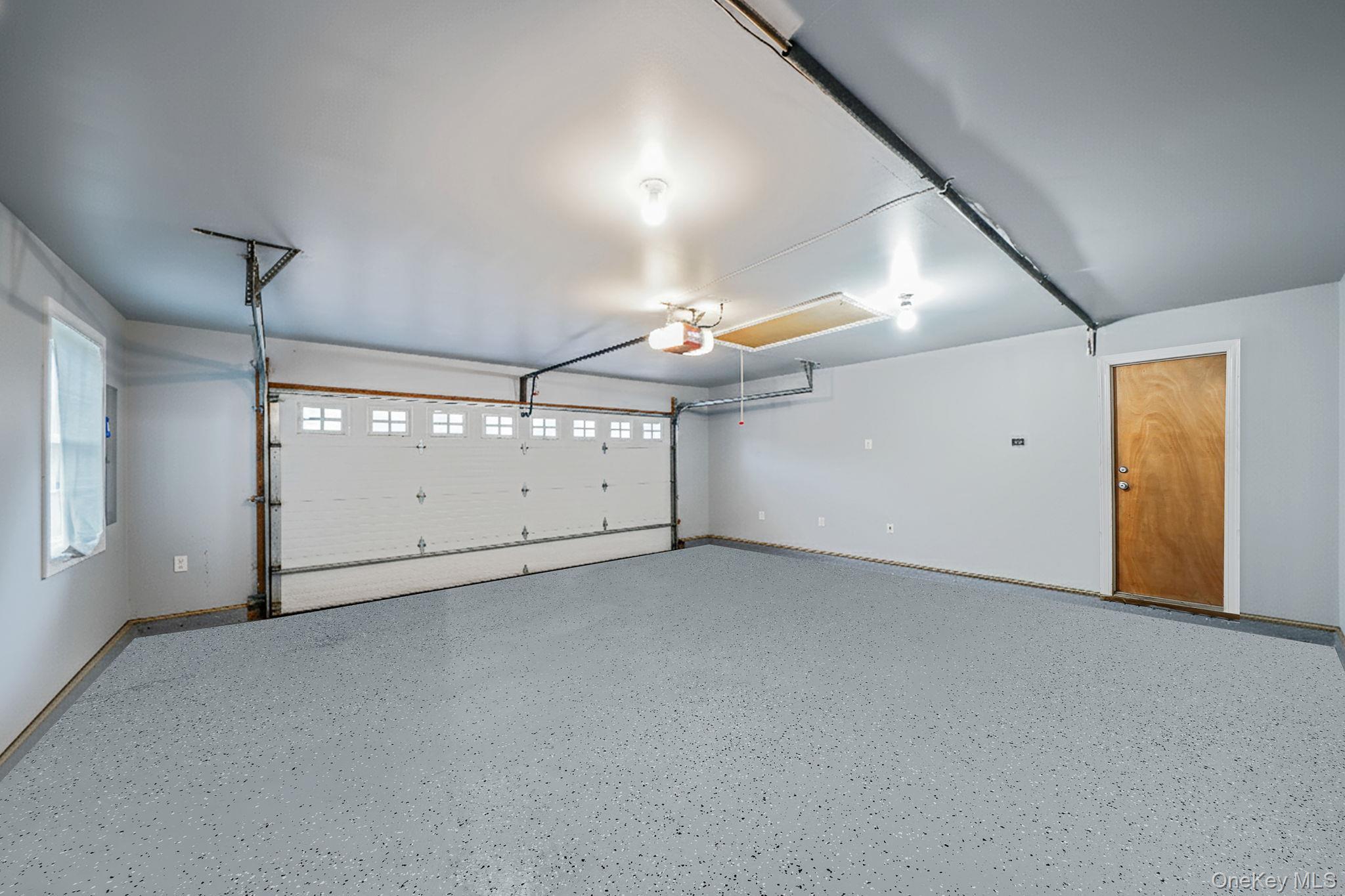 Single Family Concord  Suffolk County, NY 11742, MLS-929022-36