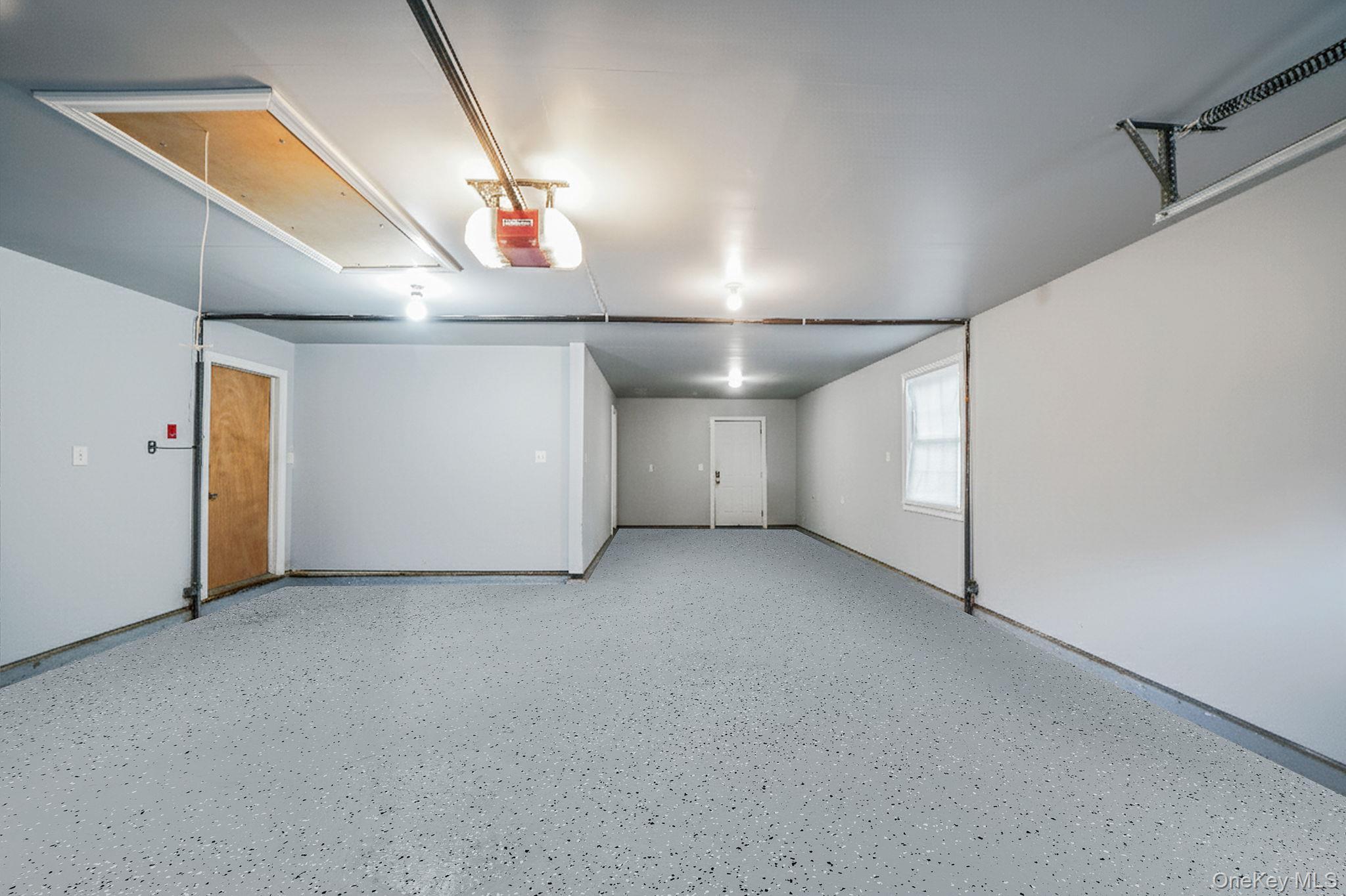 Single Family Concord  Suffolk County, NY 11742, MLS-929022-37