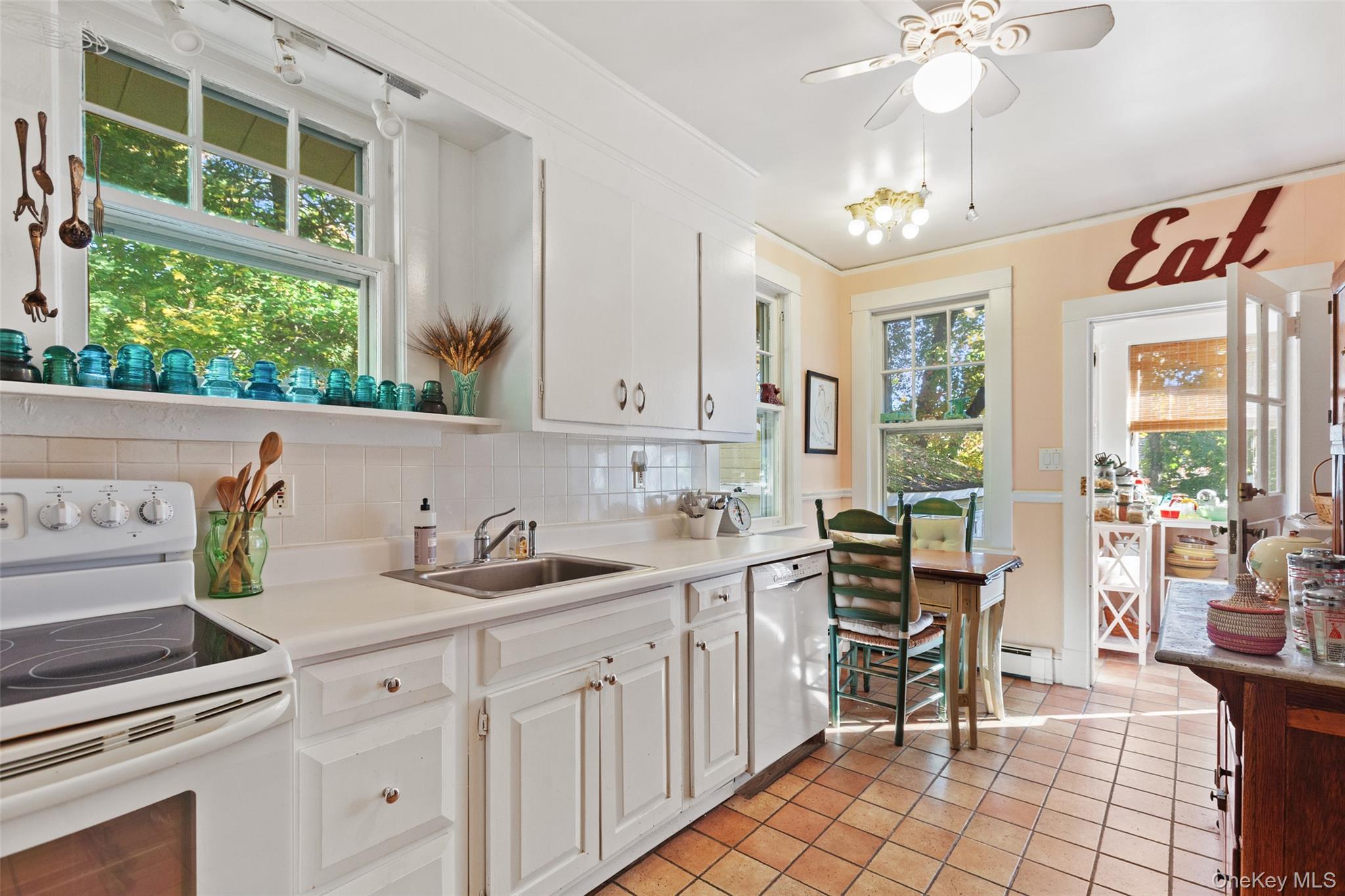 Single Family Lawrence  Westchester County, NY 10547, MLS-929025-12