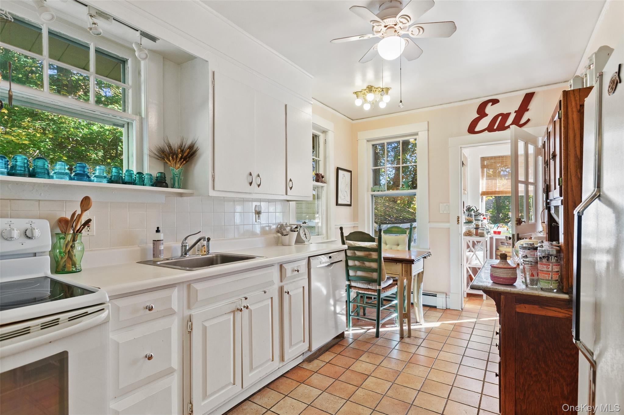 Single Family Lawrence  Westchester County, NY 10547, MLS-929025-13