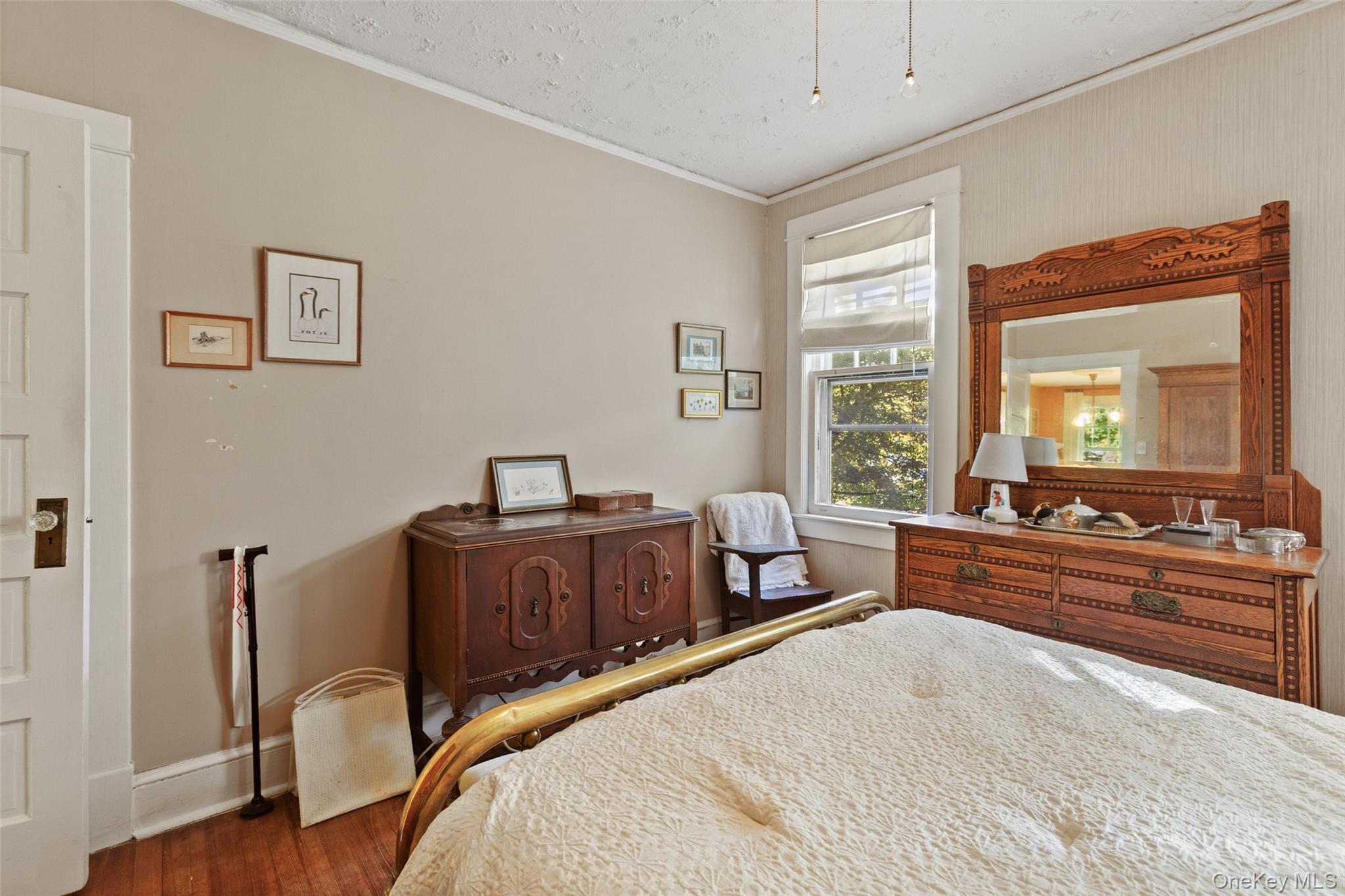 Single Family Lawrence  Westchester County, NY 10547, MLS-929025-23