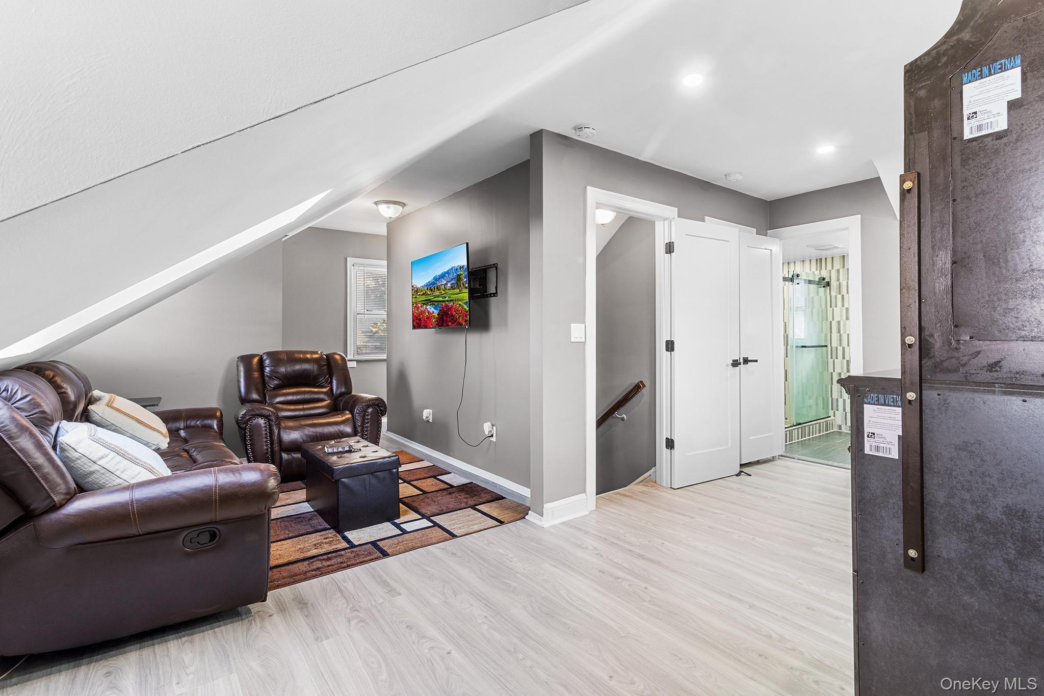 Single Family Wesley Nassau County, NY 11510, MLS-929039-13