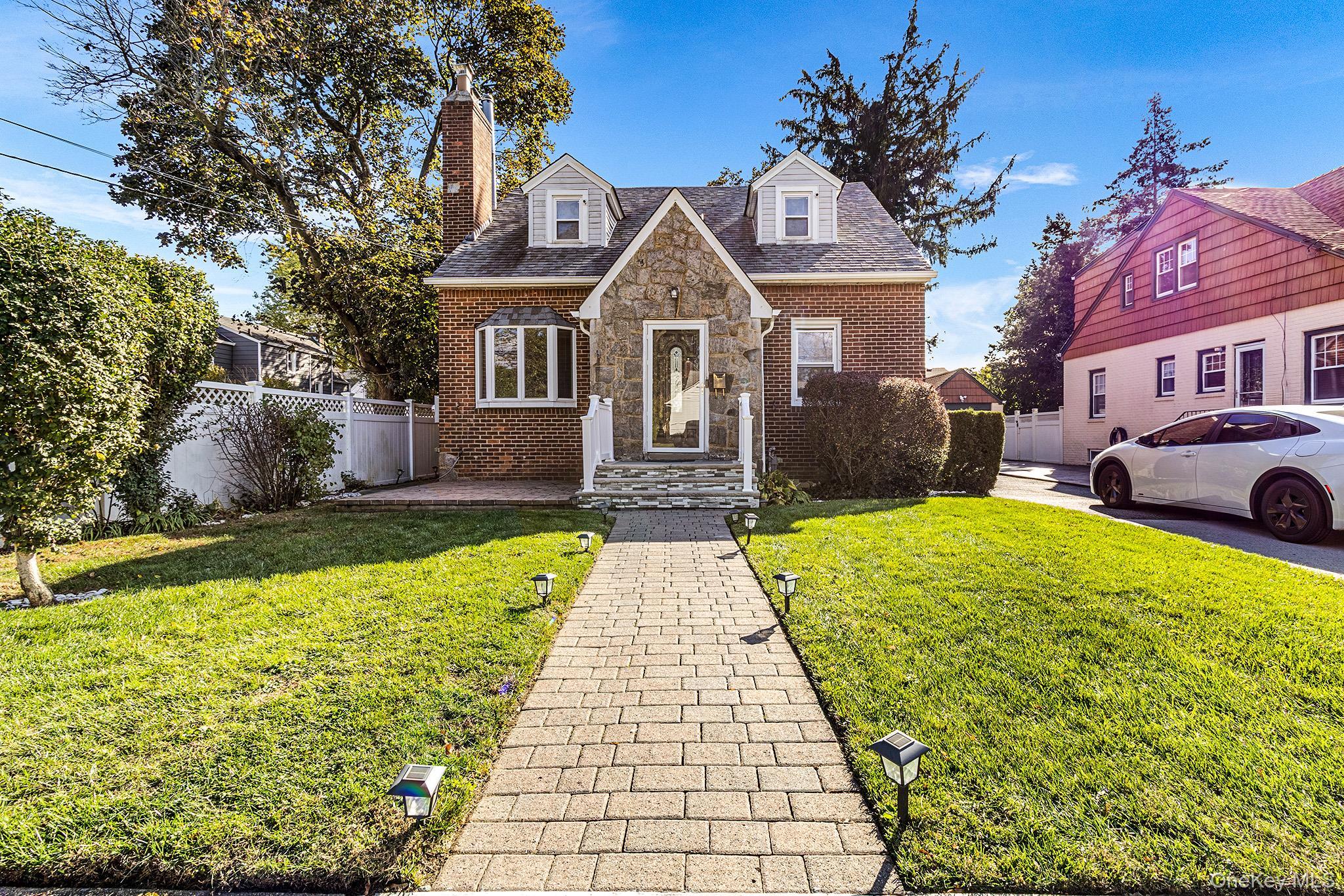 Single Family Wesley Nassau County, NY 11510, MLS-929039-2