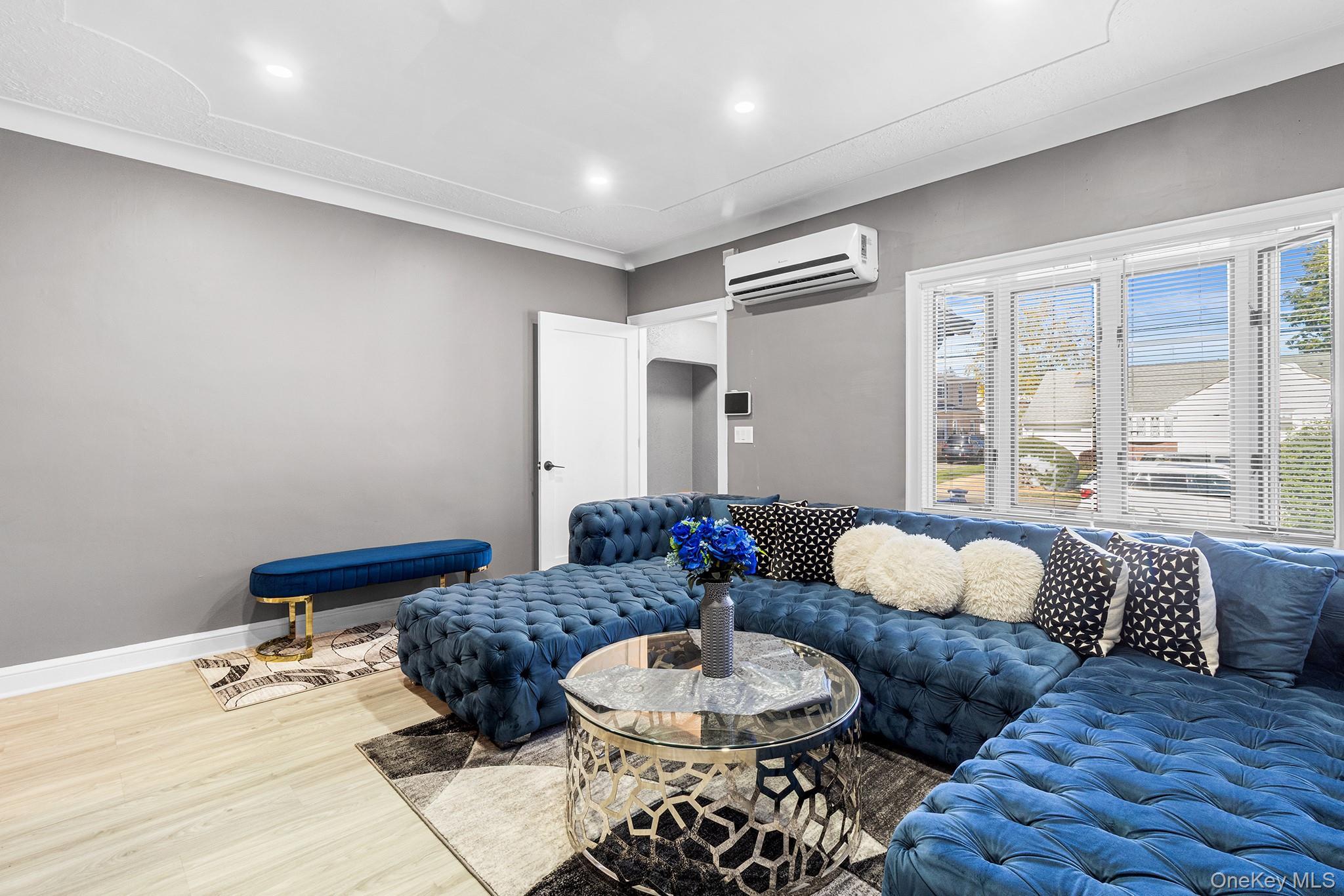 Single Family Wesley Nassau County, NY 11510, MLS-929039-5