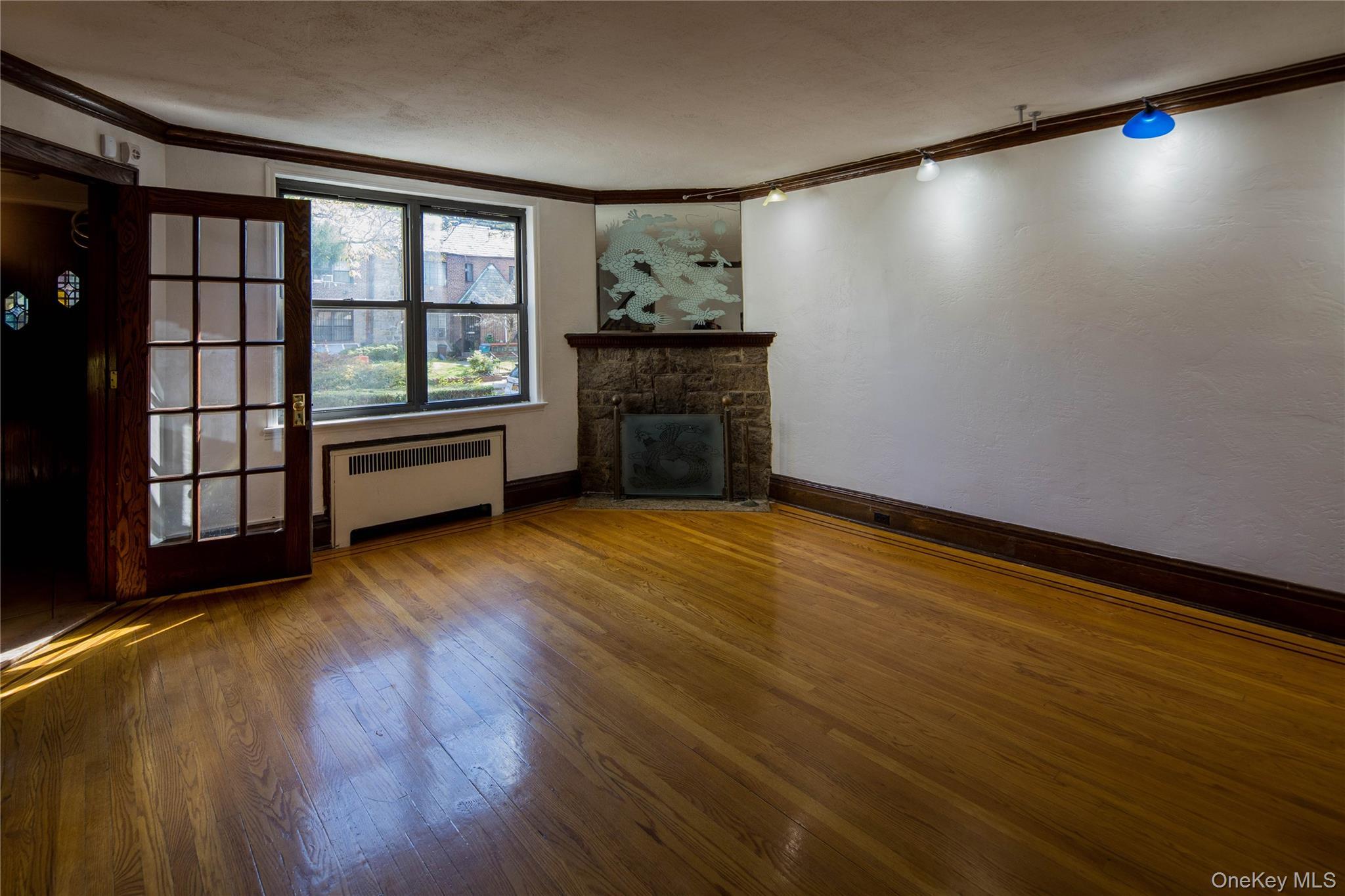 Single Family 62nd  Queens, NY 11374, MLS-929041-3