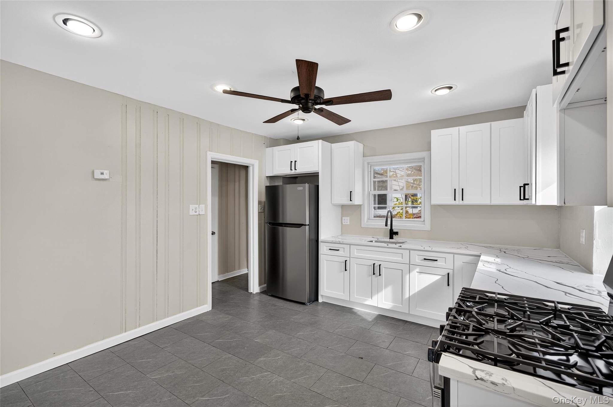 Single Family Stoll  Orange County, NY 12771, MLS-929046-16