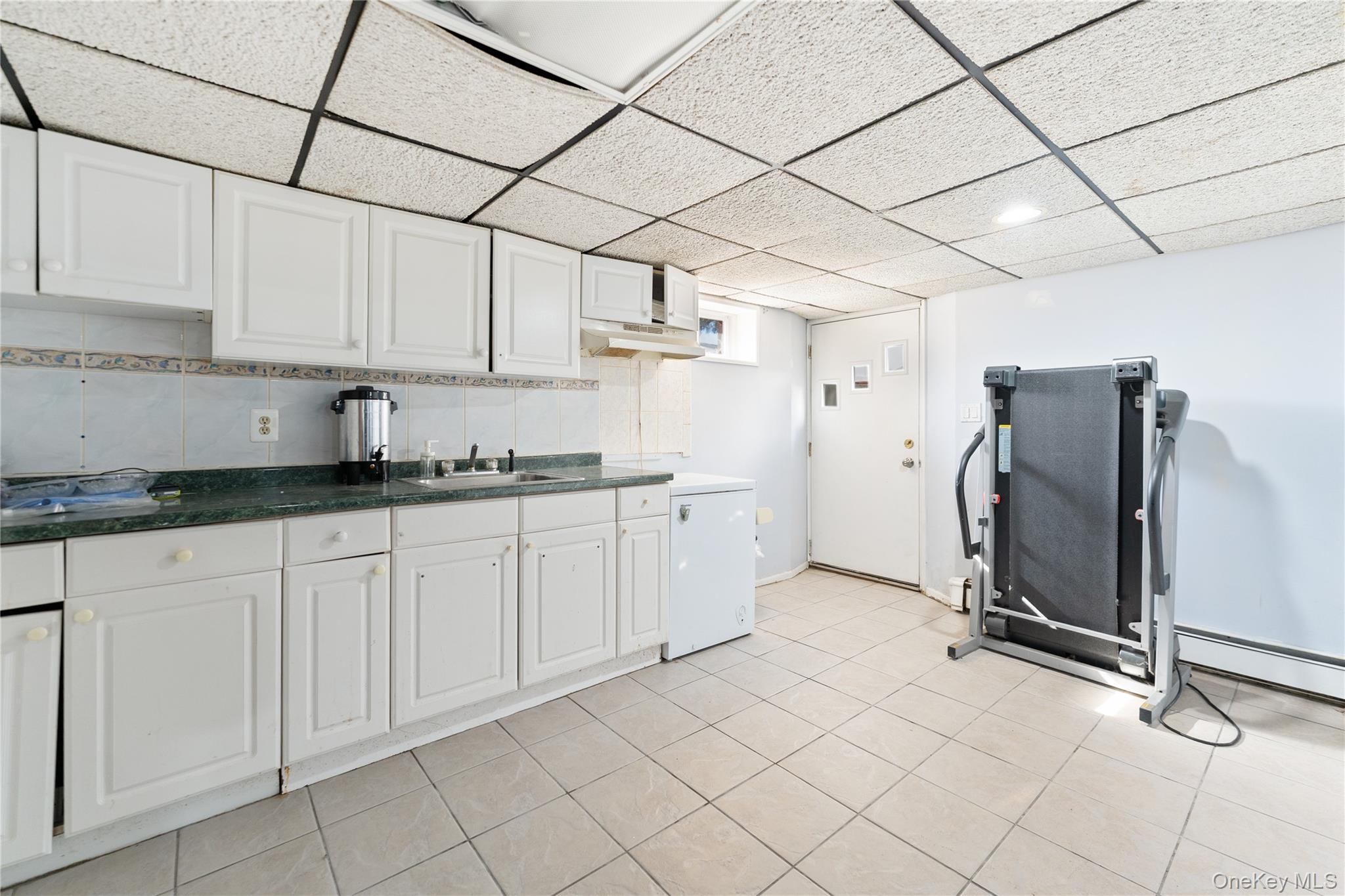 Single Family 27th  Suffolk County, NY 11726, MLS-929051-14