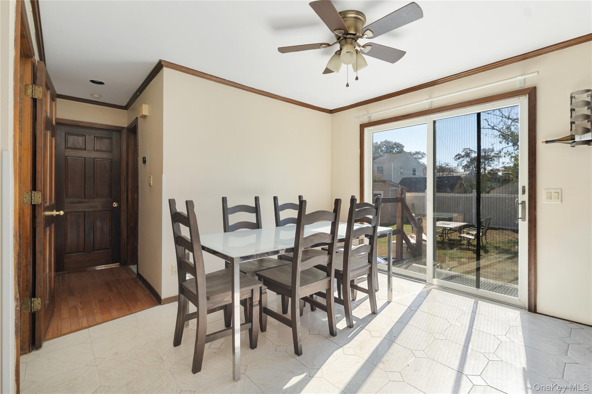 Single Family 27th  Suffolk County, NY 11726, MLS-929051-4