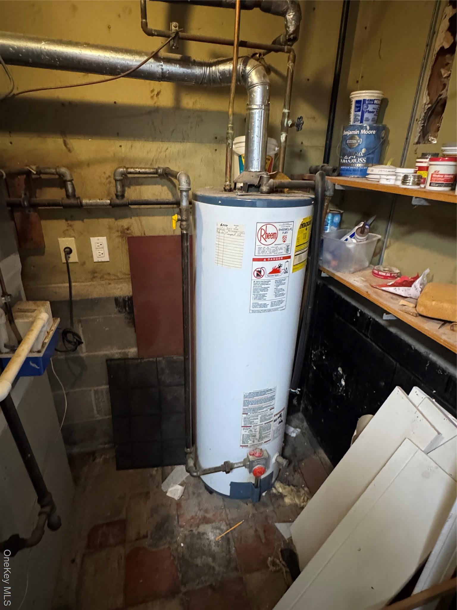 Single Family Union  Suffolk County, NY 11716, MLS-929052-19