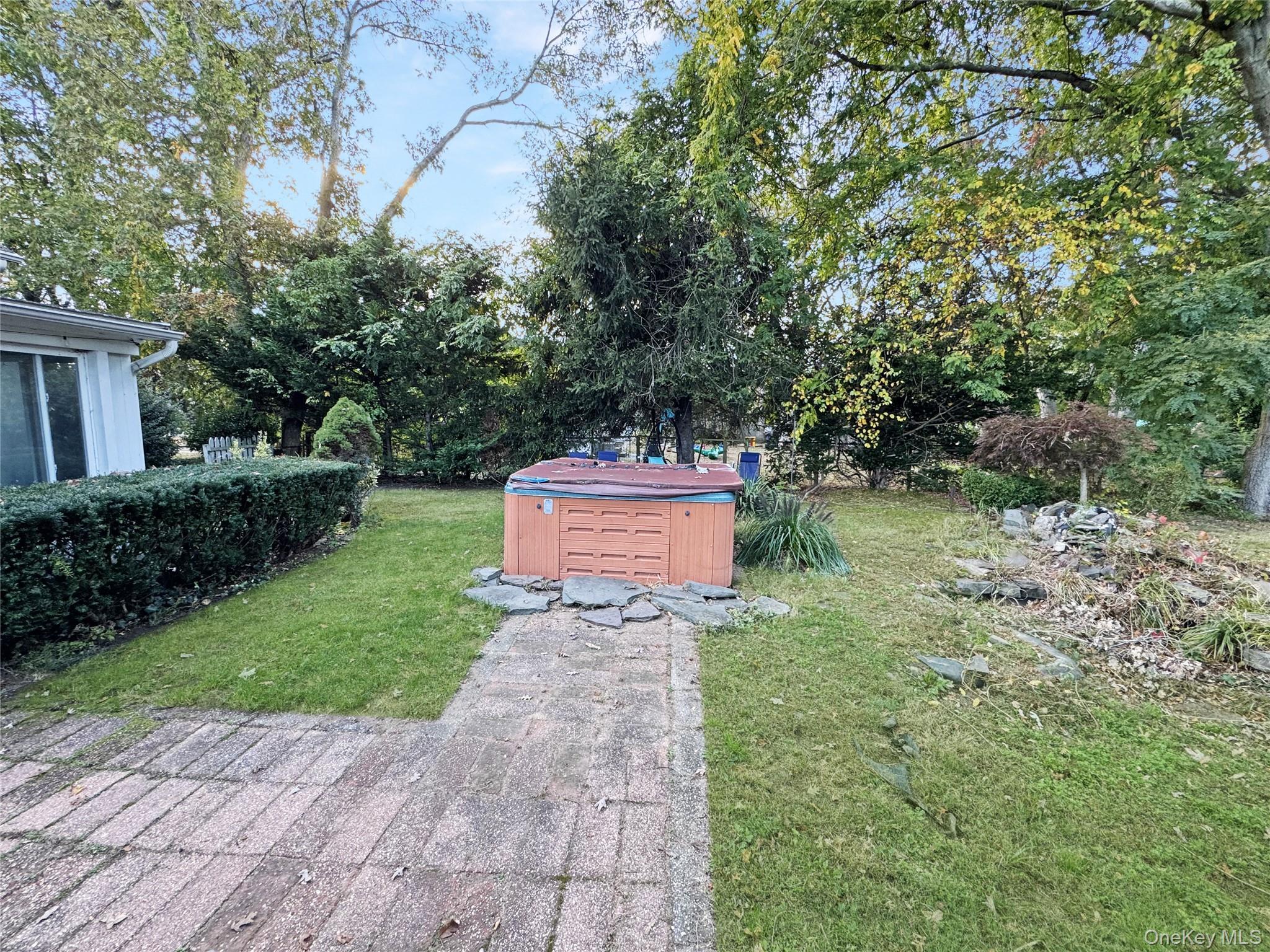 Single Family Union  Suffolk County, NY 11716, MLS-929052-23