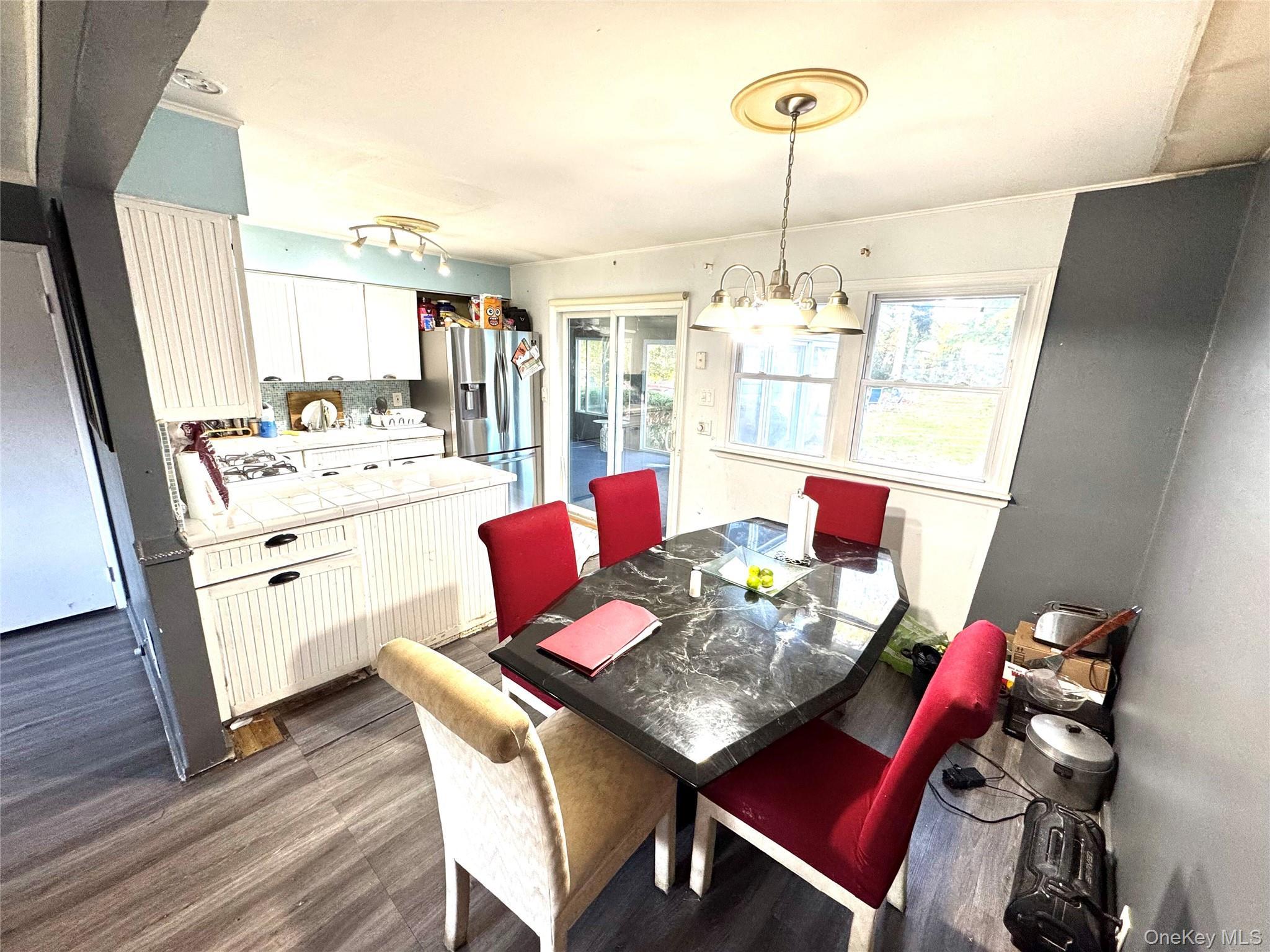 Single Family Union  Suffolk County, NY 11716, MLS-929052-8