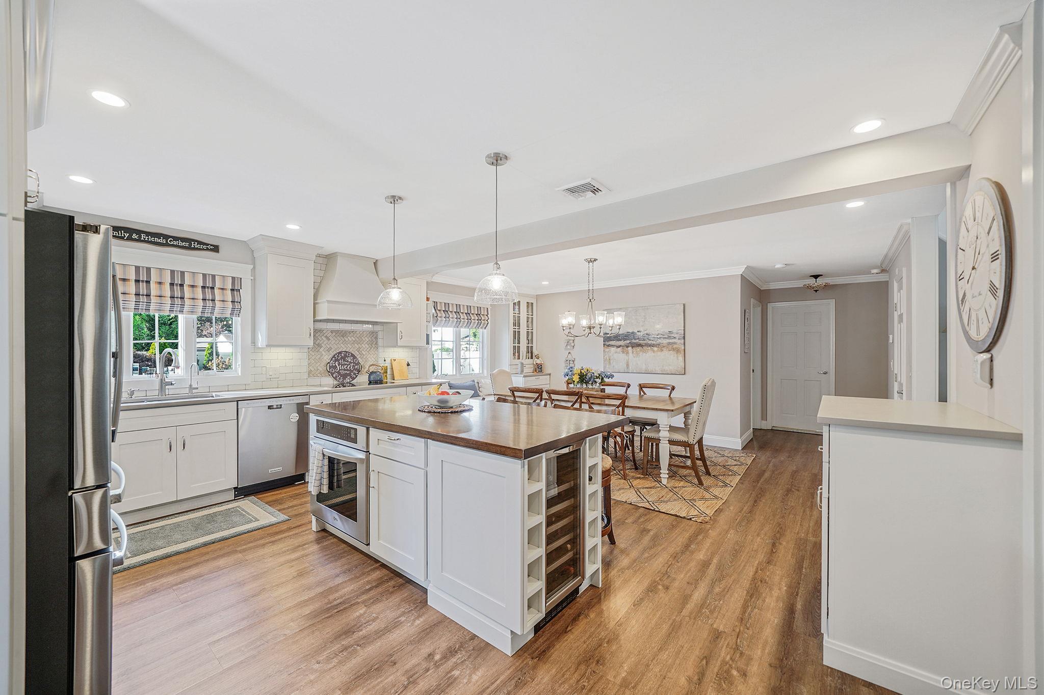 Single Family Concord Suffolk County, NY 11742, MLS-929053-19