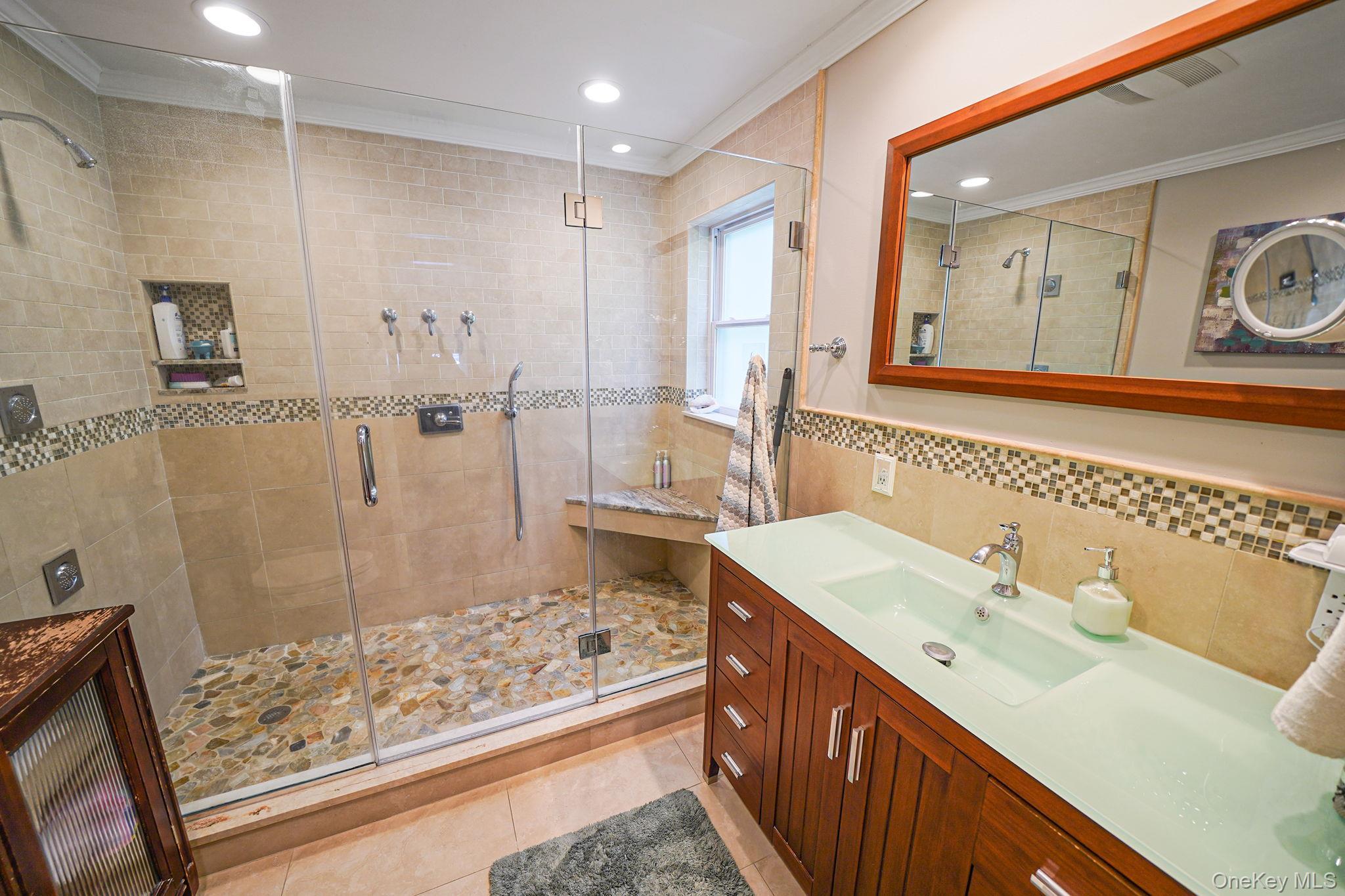 Single Family Concord Suffolk County, NY 11742, MLS-929053-30