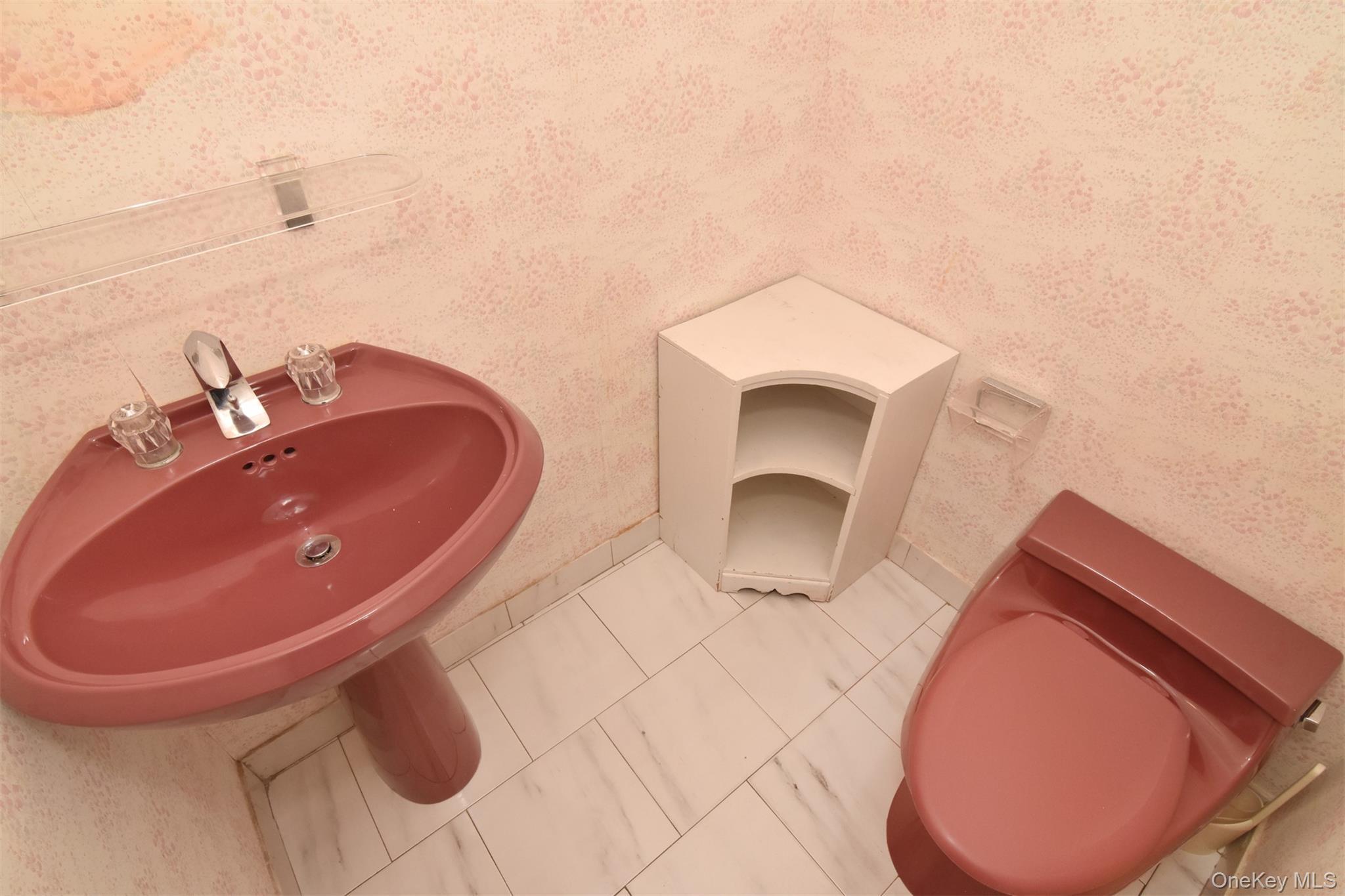 Single Family Ravensdale Westchester County, NY 10706, MLS-929054-15