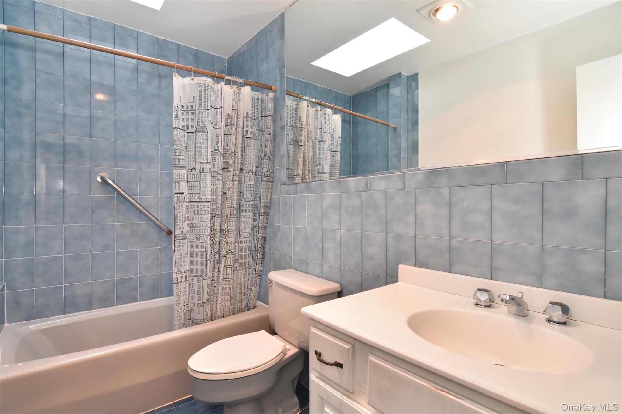 Single Family Ravensdale Westchester County, NY 10706, MLS-929054-23