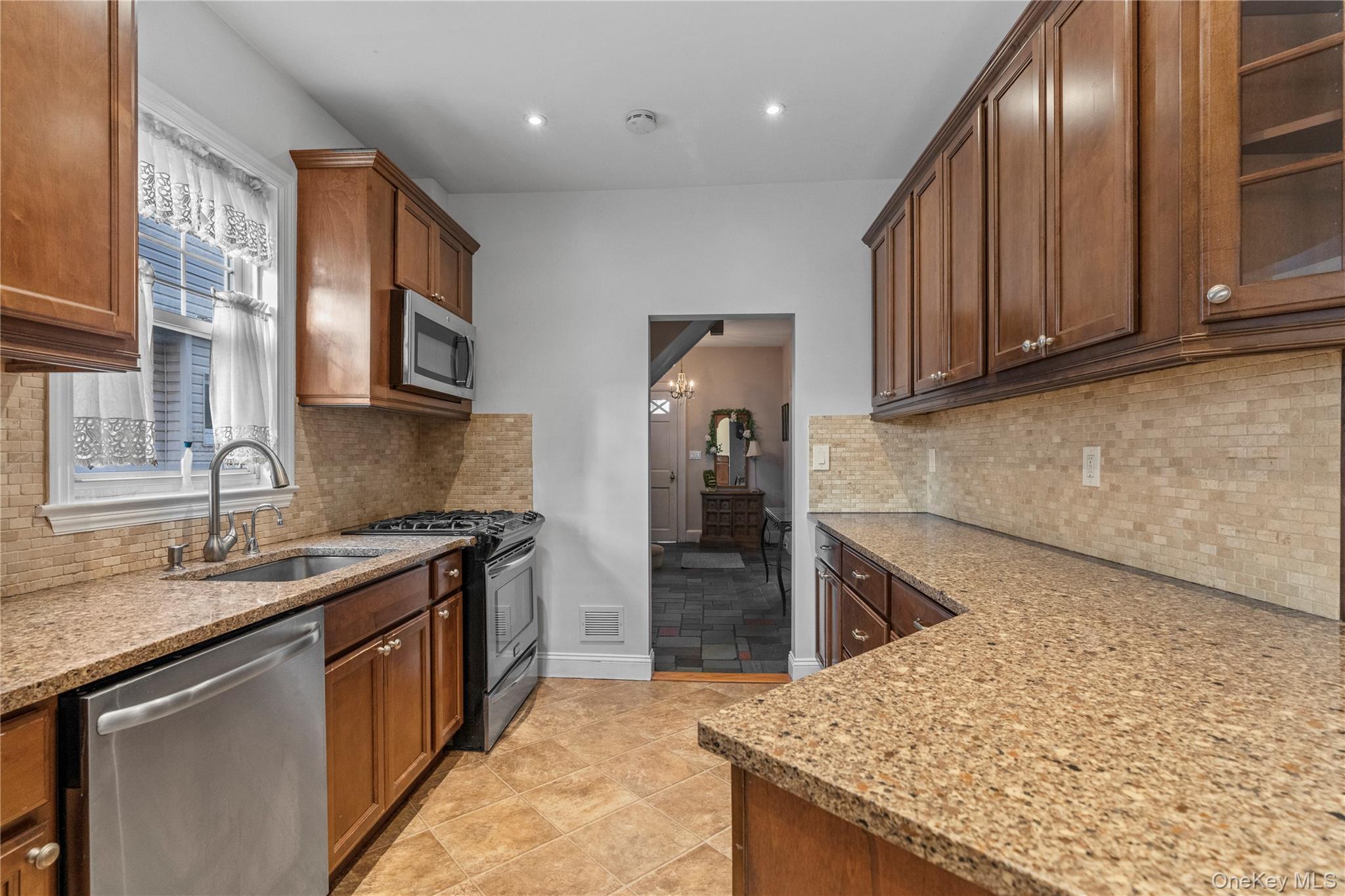 Single Family Lincoln  Westchester County, NY 10801, MLS-929077-7