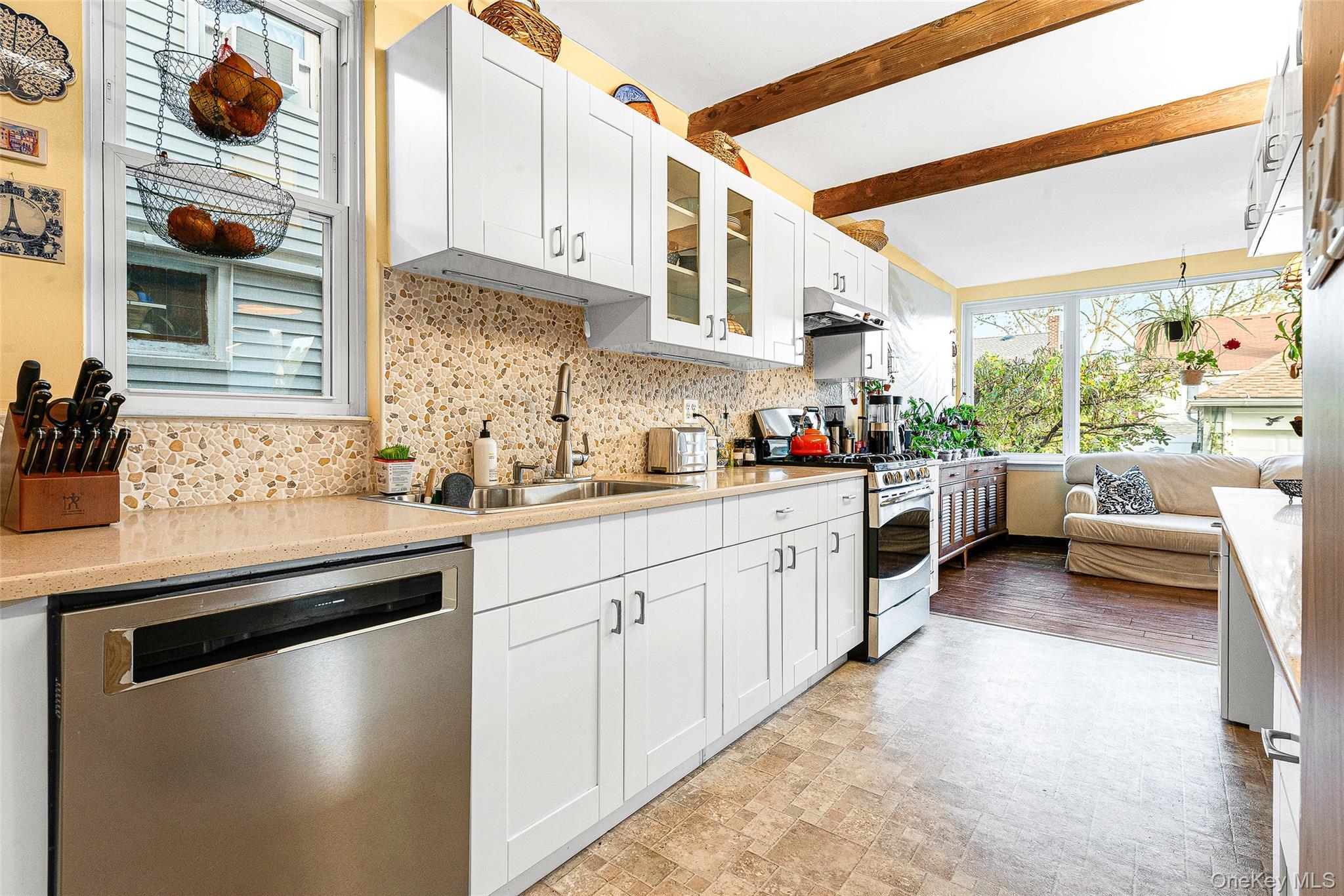 Single Family Nansen Queens, NY 11375, MLS-929086-21