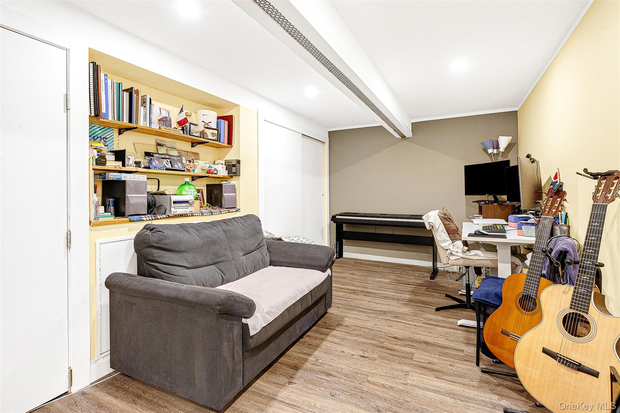 Single Family Nansen Queens, NY 11375, MLS-929086-26