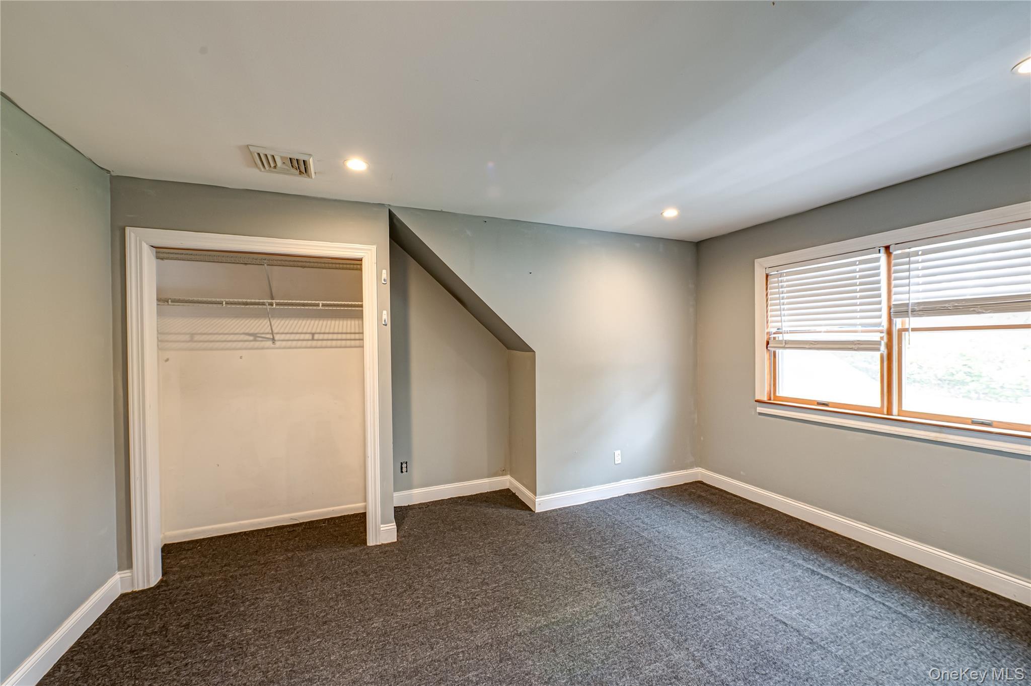 Single Family Fairway  Suffolk County, NY 11901, MLS-929088-12