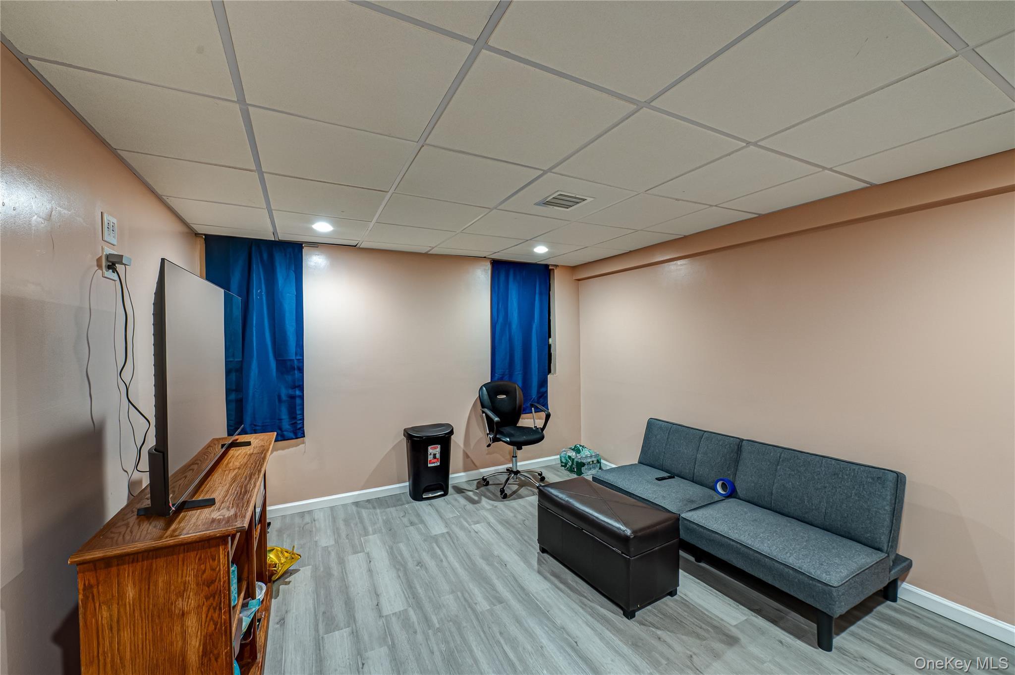 Single Family Fairway  Suffolk County, NY 11901, MLS-929088-14