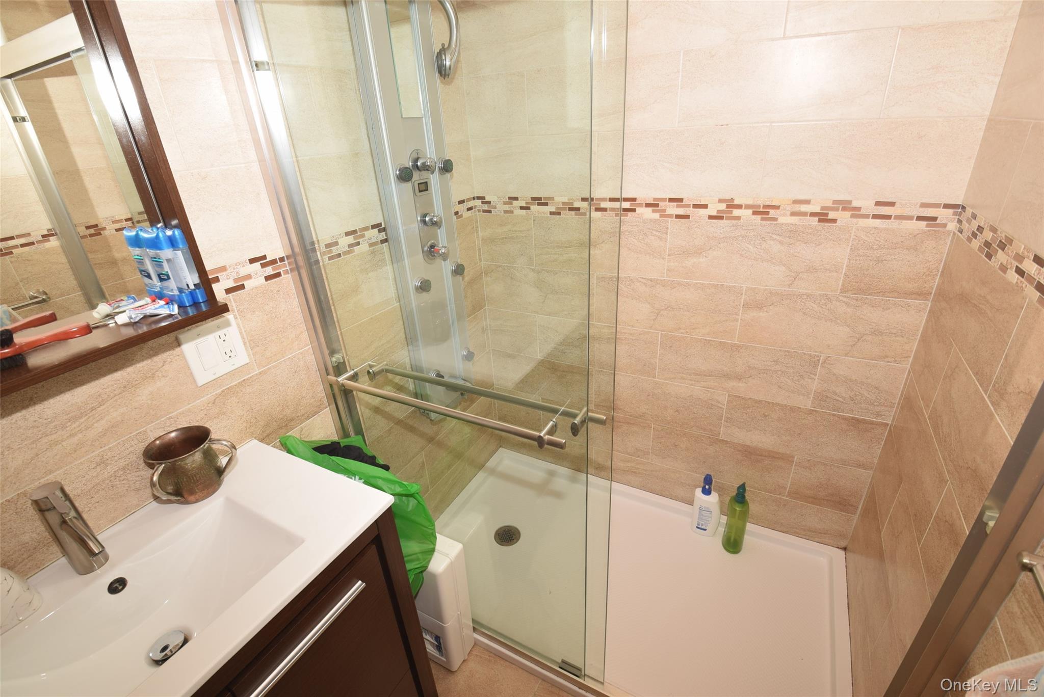 Single Family 82nd Queens, NY 11415, MLS-929096-22