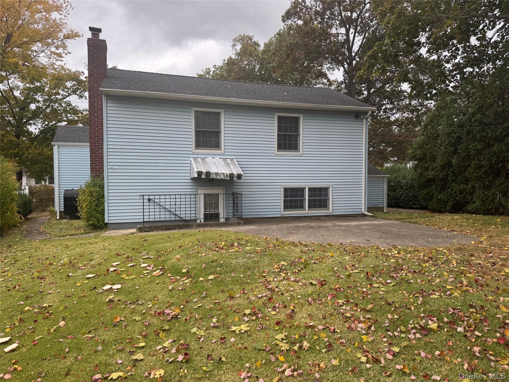 Single Family 8th Ave  Suffolk County, NY 11754, MLS-929107-25