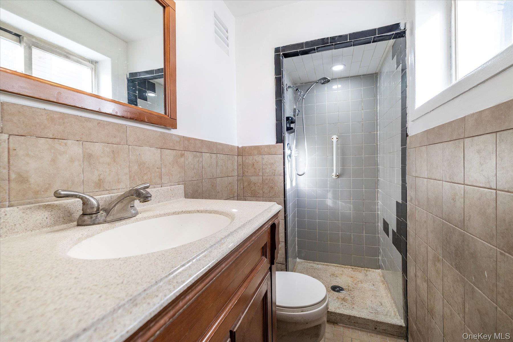 Single Family 1st  Nassau County, NY 11520, MLS-929116-18