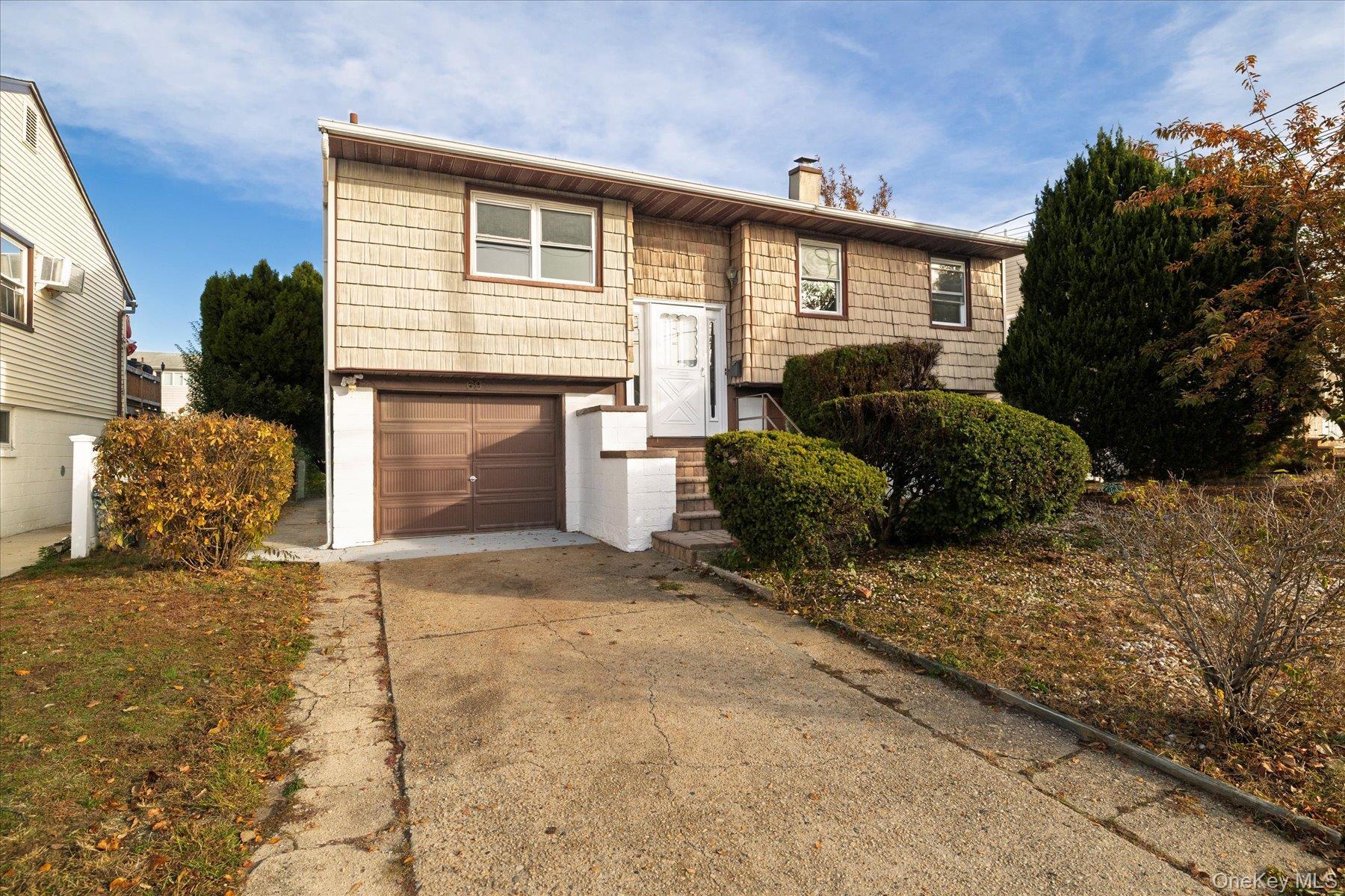 Single Family 1st  Nassau County, NY 11520, MLS-929116-2