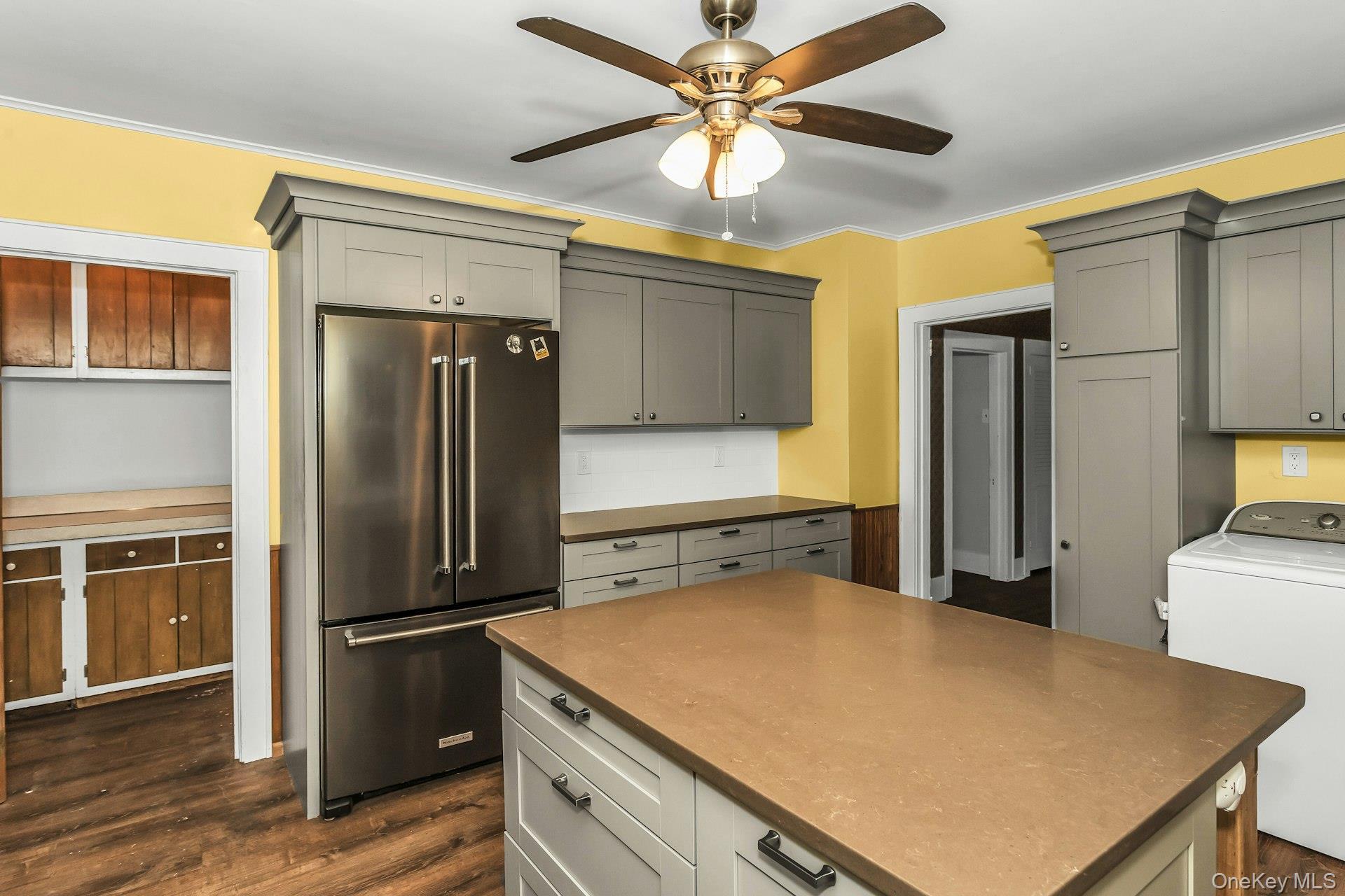 Single Family Washington  Suffolk County, NY 11768, MLS-929131-12