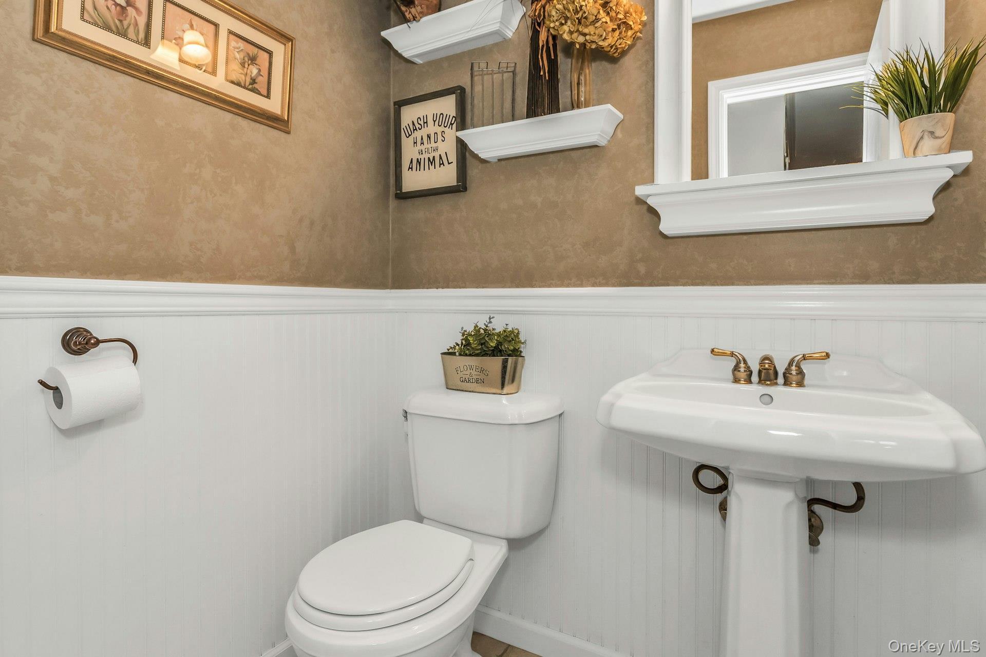 Single Family Burt  Suffolk County, NY 11768, MLS-929139-18